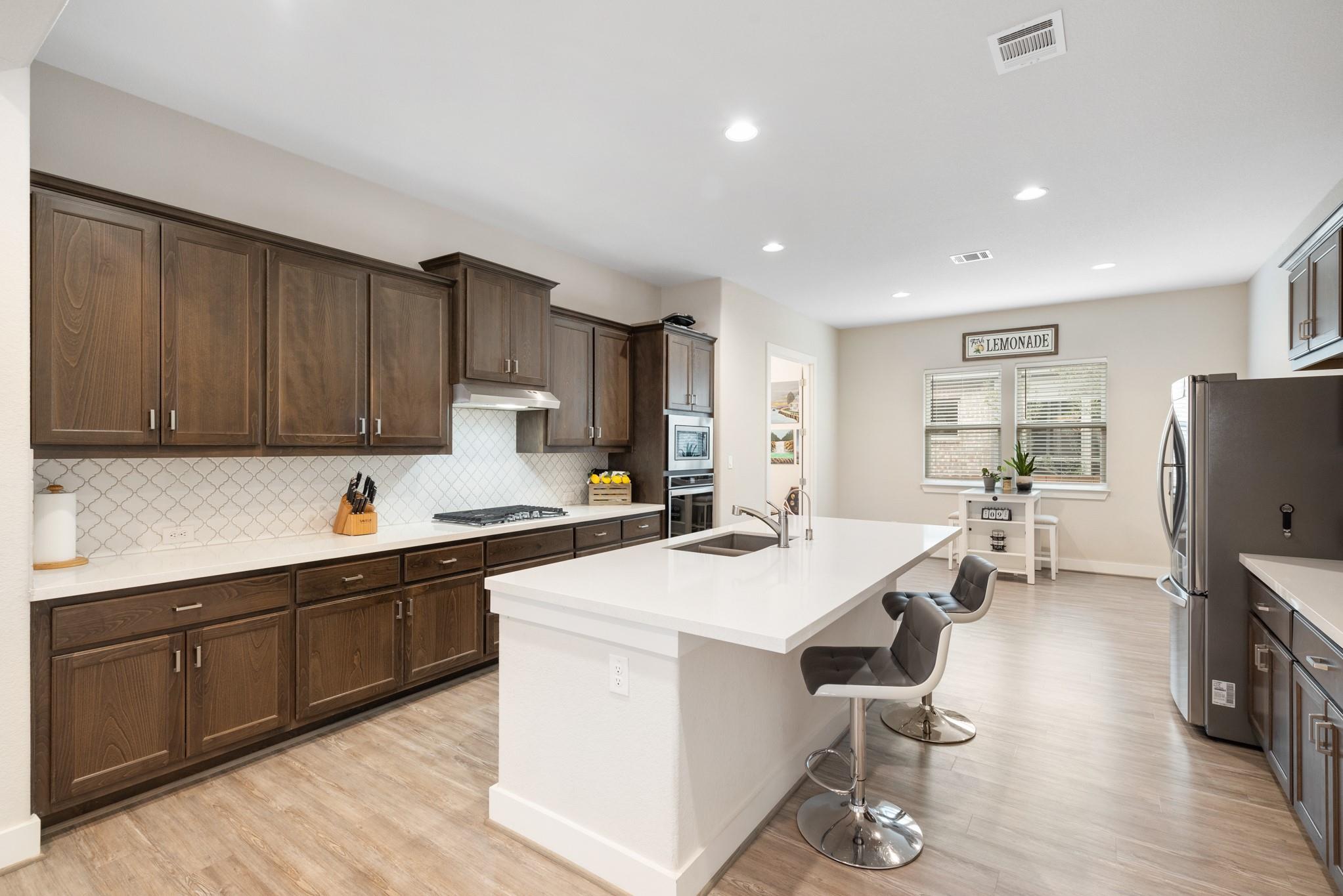 216 Emerald Garden Rd, San Marcos, TX 78666