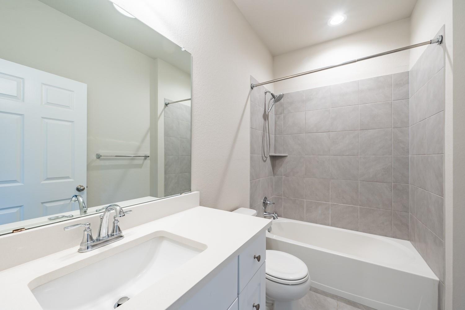 1325 Eagle Ray St, Leander, TX 78641