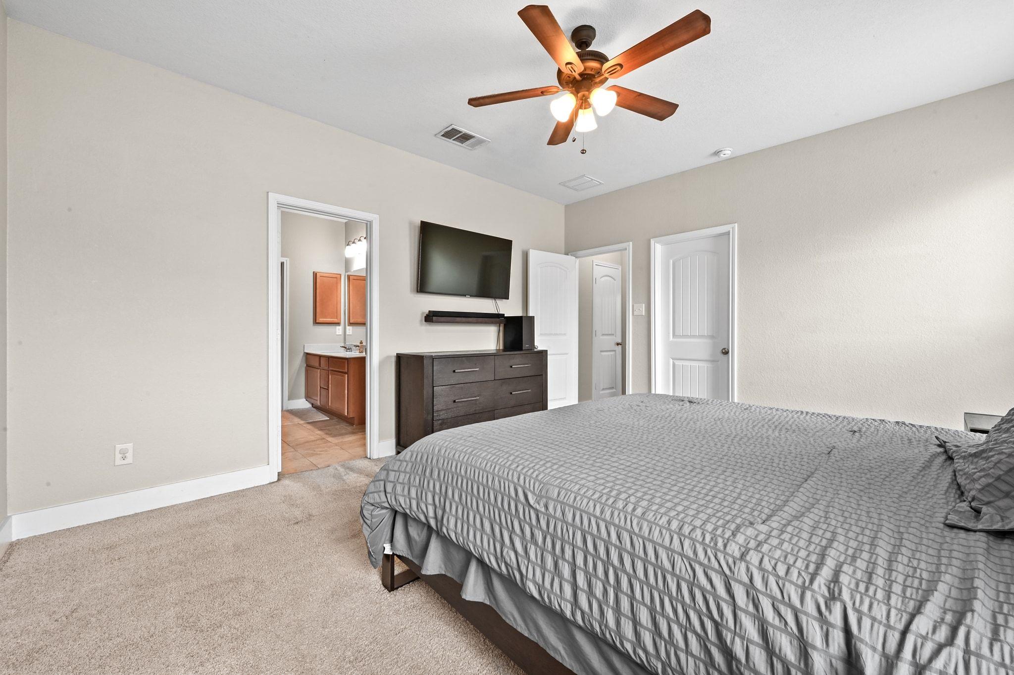 291 Jarbridge Dr, Kyle, TX 78640