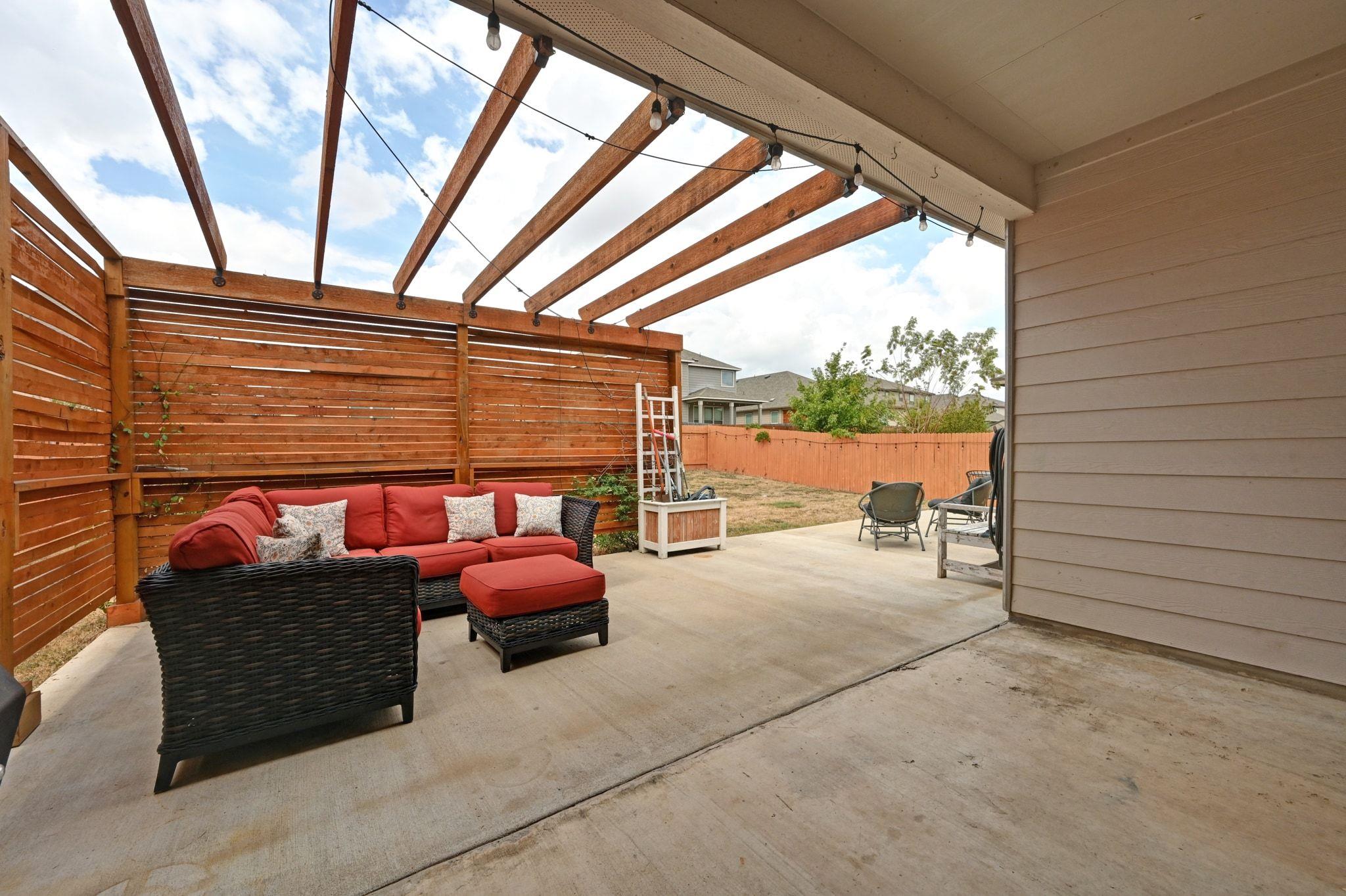 291 Jarbridge Dr, Kyle, TX 78640