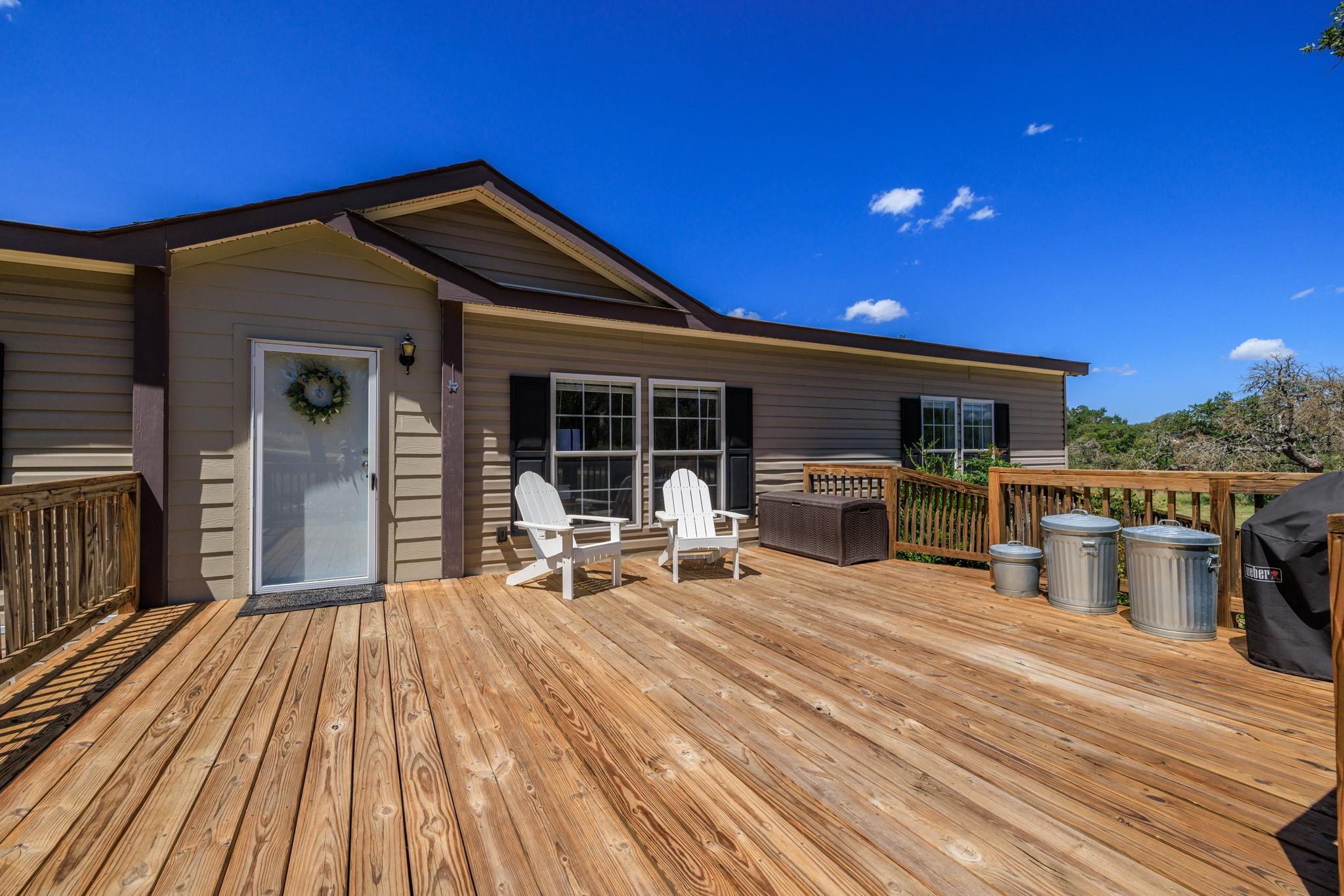 429 Spanish Oak Trl, Harper, TX 78631