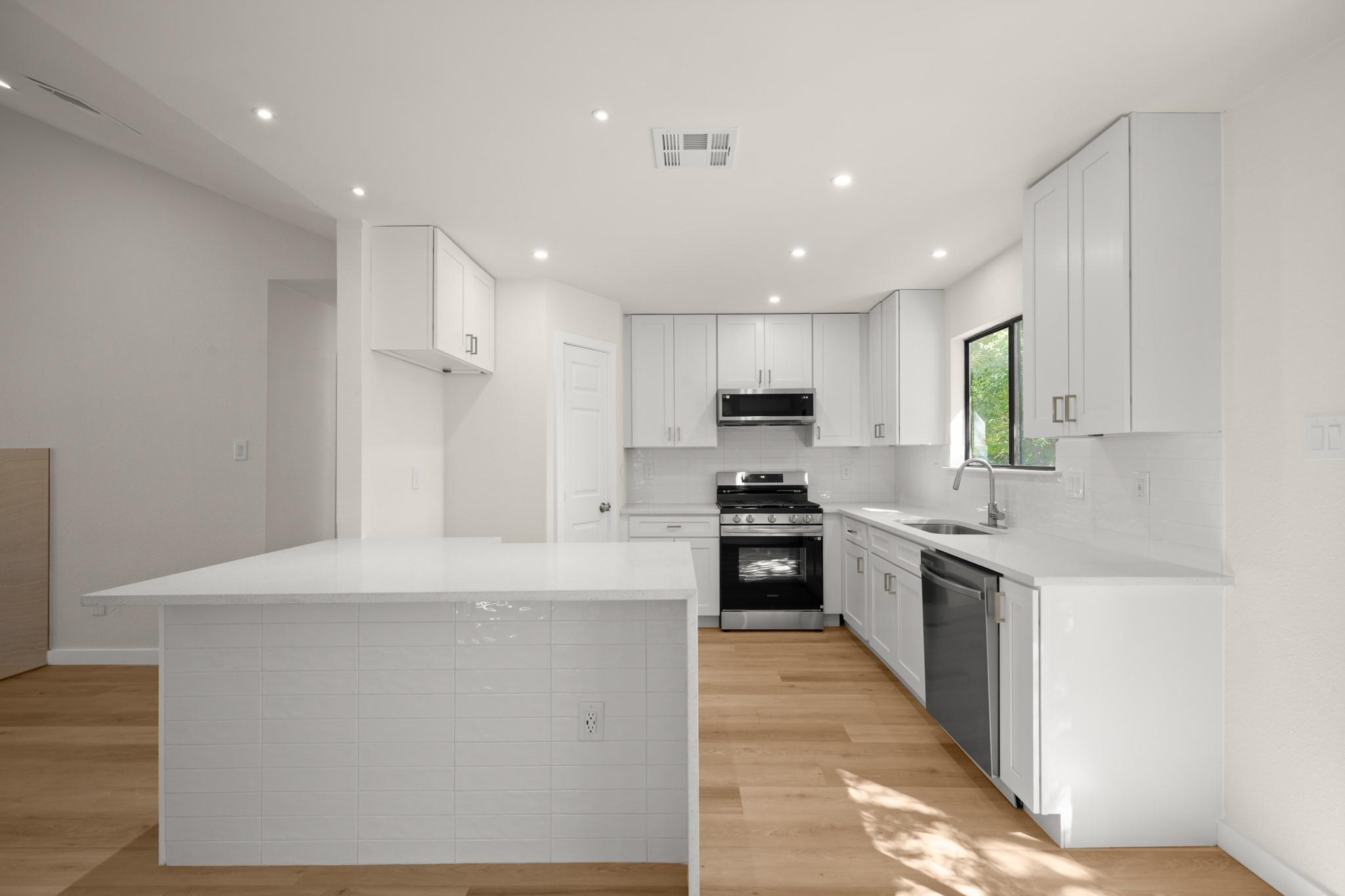 11507 Hidden Quail Dr, Austin, TX 78758