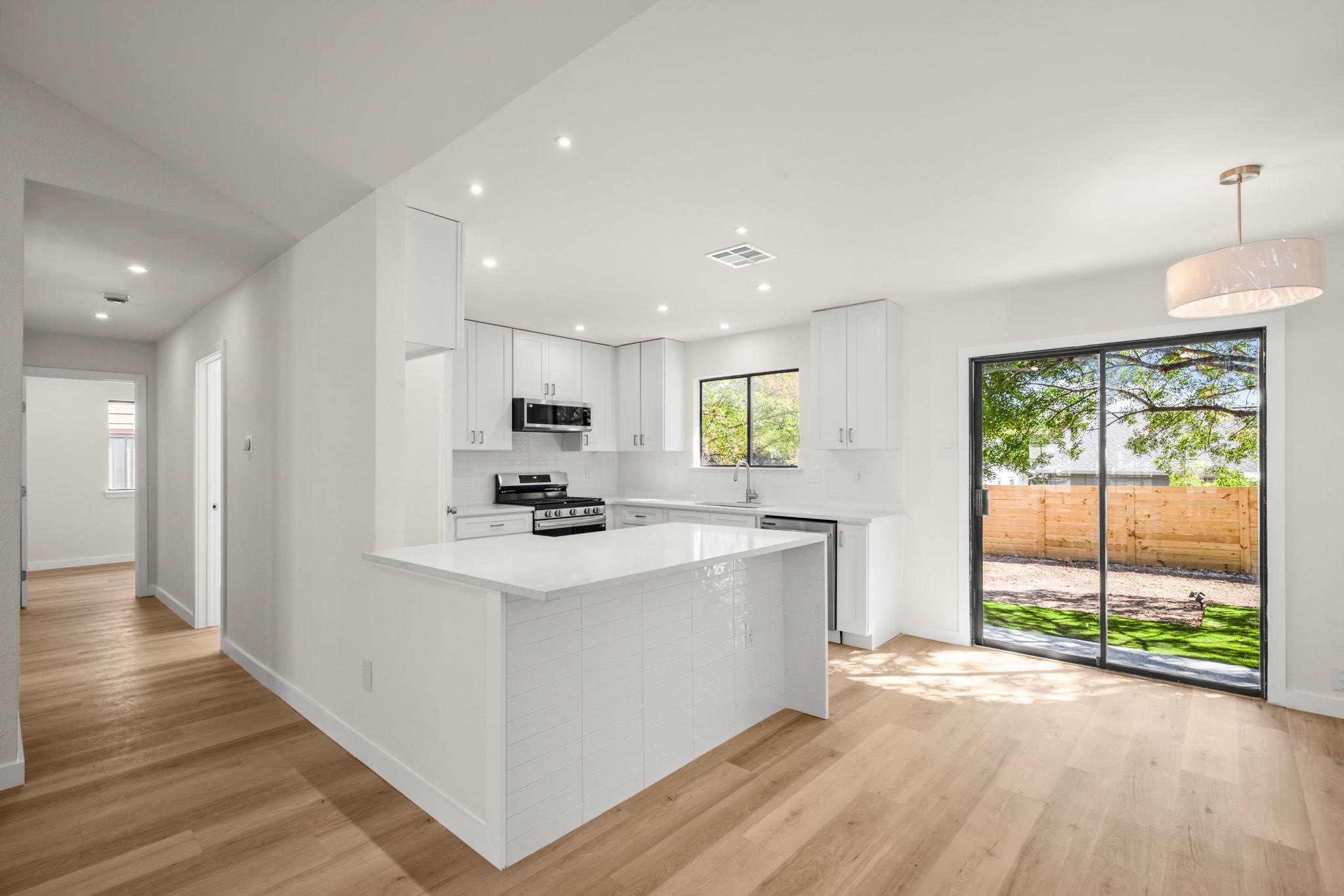 11507 Hidden Quail Dr, Austin, TX 78758