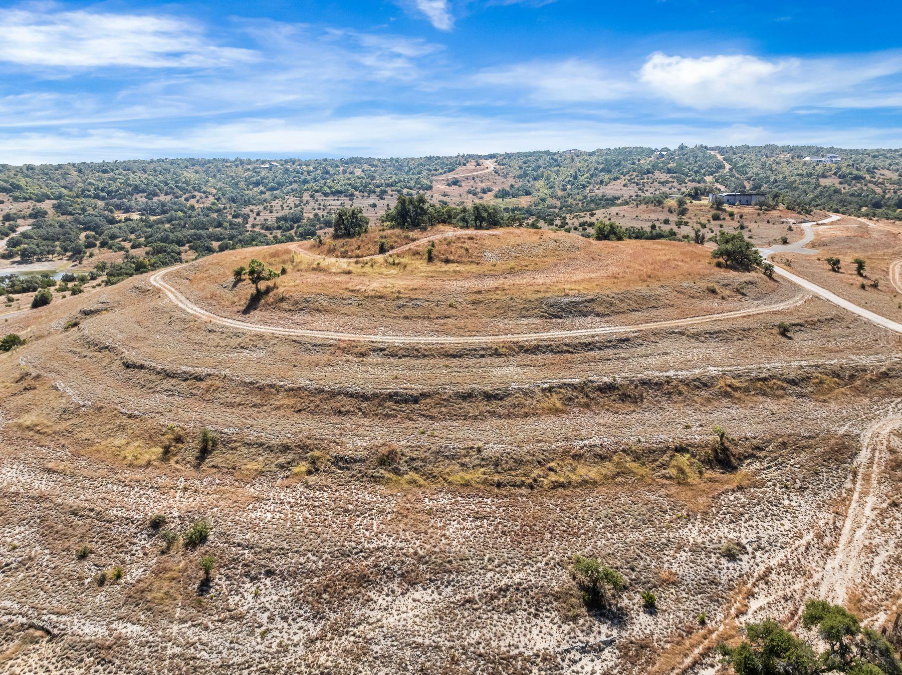 226 S Walnut Springs Rd, Johnson City, TX 78636