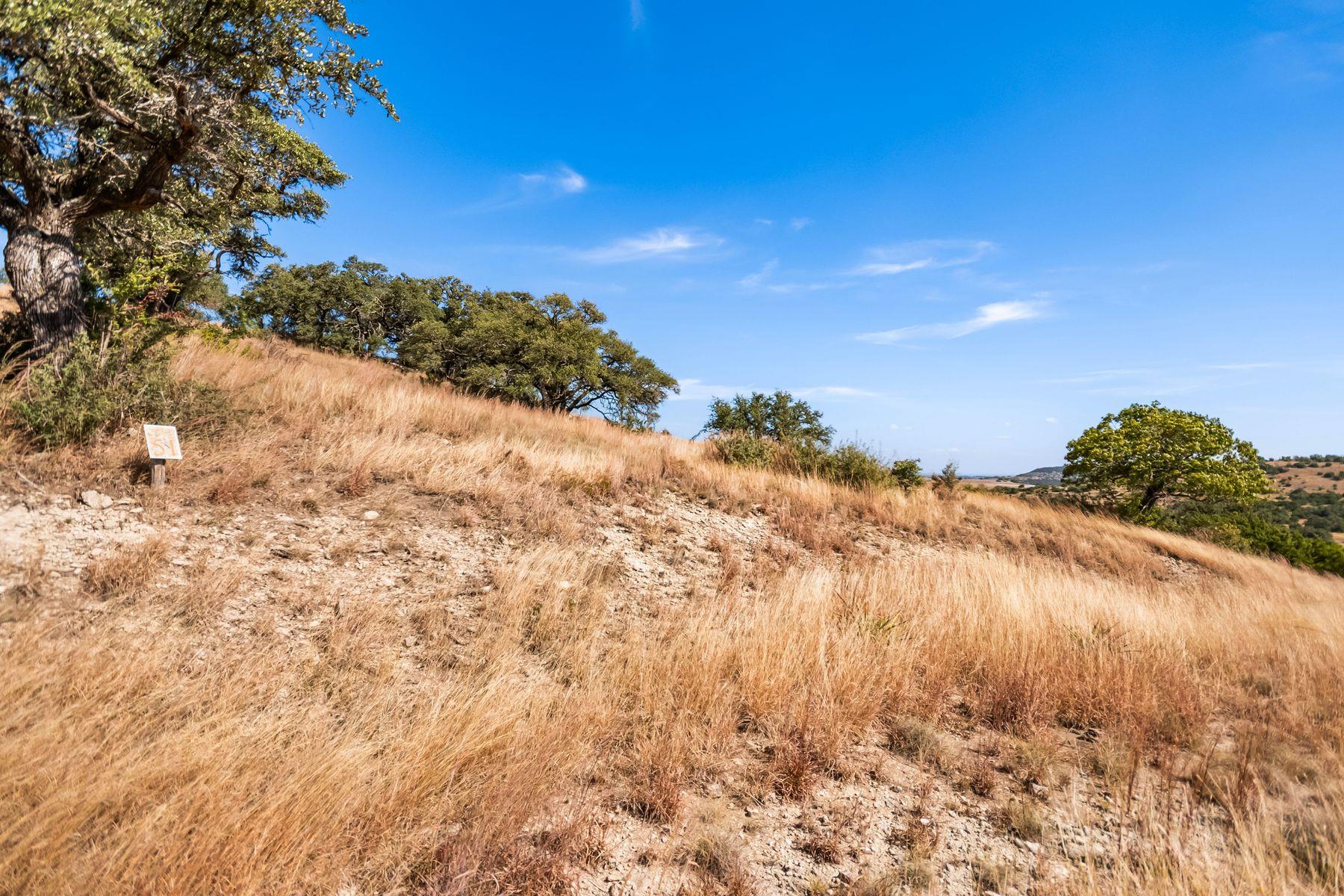 226 S Walnut Springs Rd, Johnson City, TX 78636