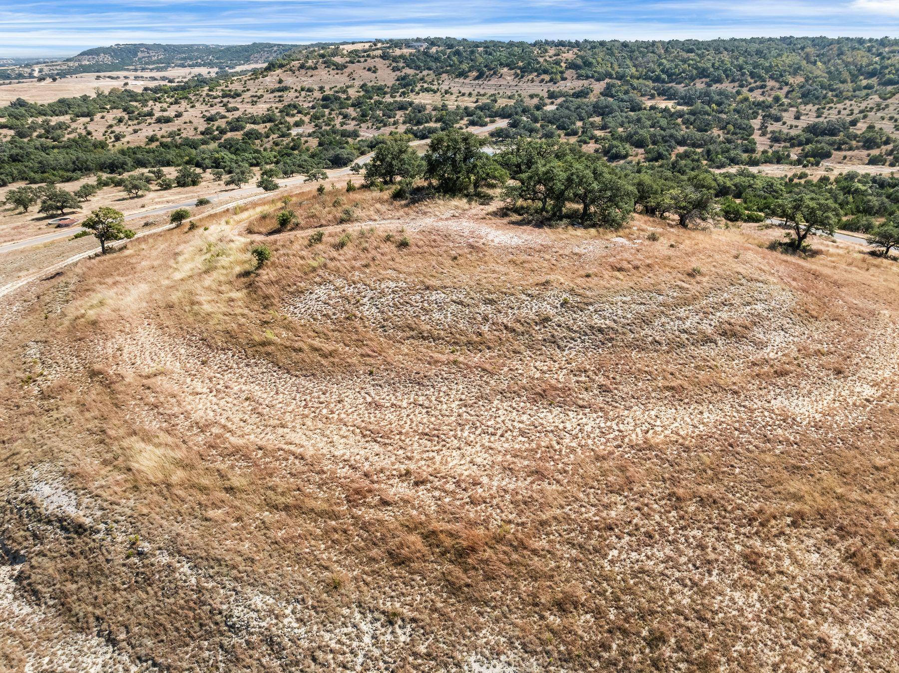 226 S Walnut Springs Rd, Johnson City, TX 78636