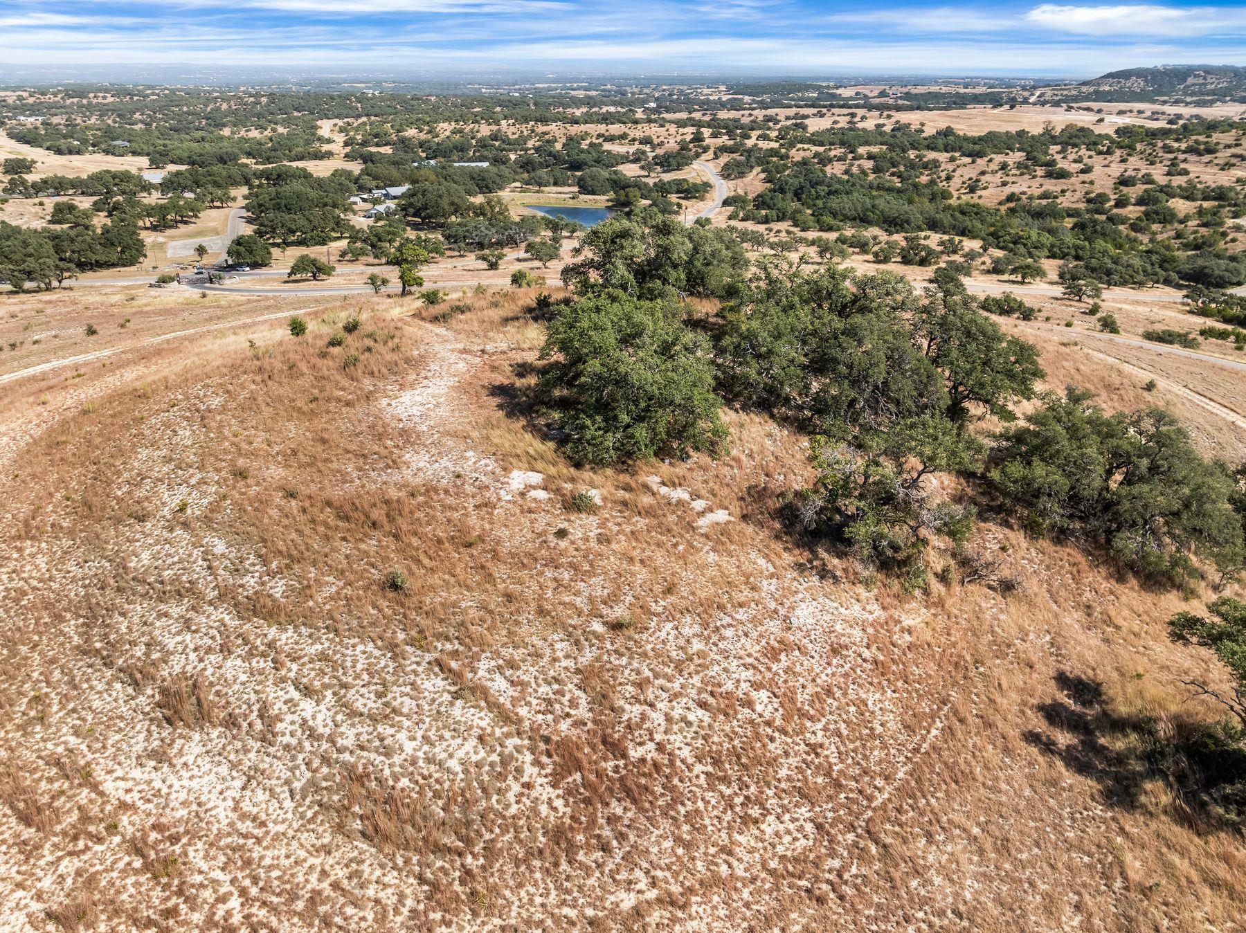 226 S Walnut Springs Rd, Johnson City, TX 78636