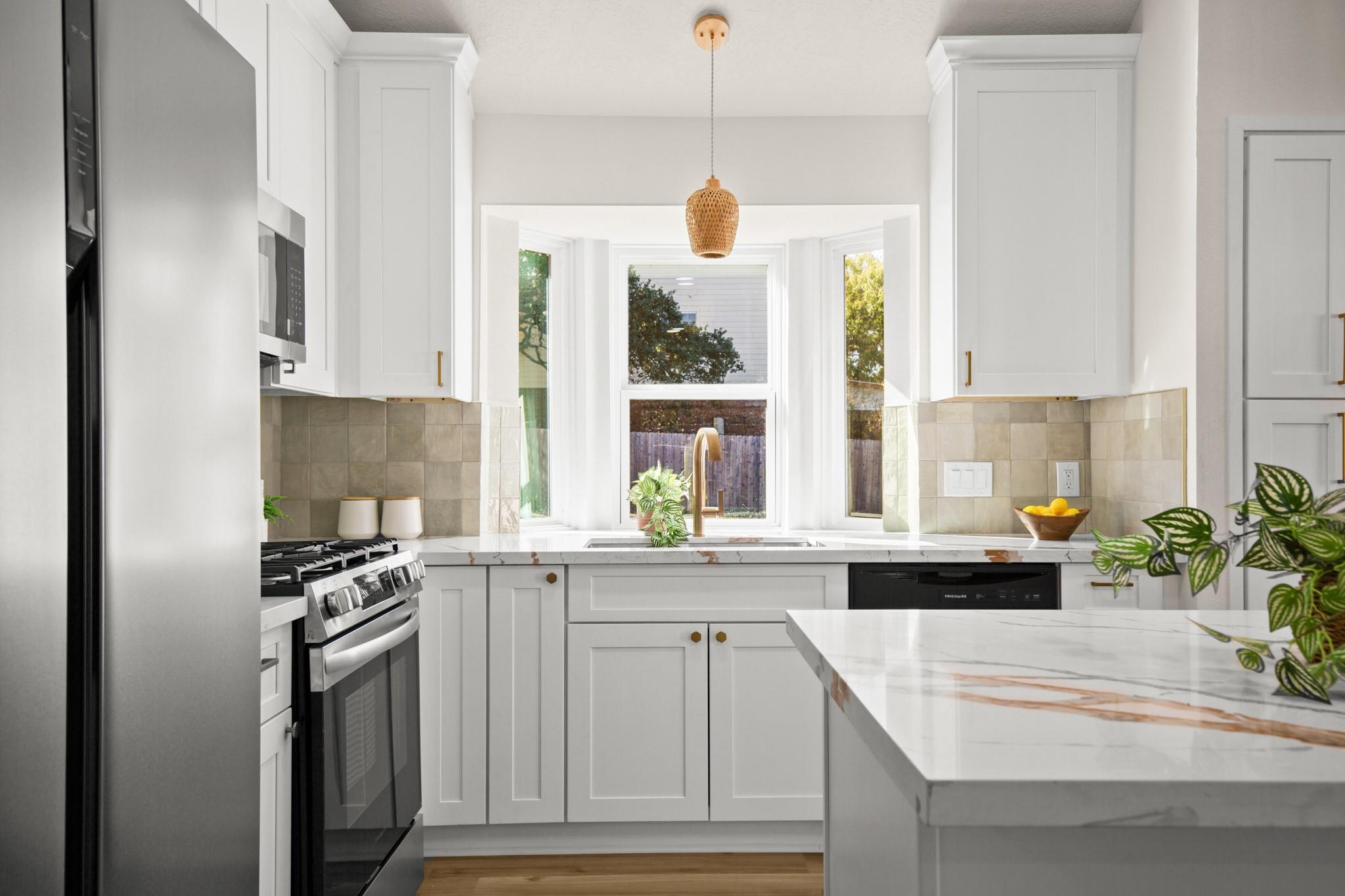 16610 Black Kettle Dr, Leander, TX 78641