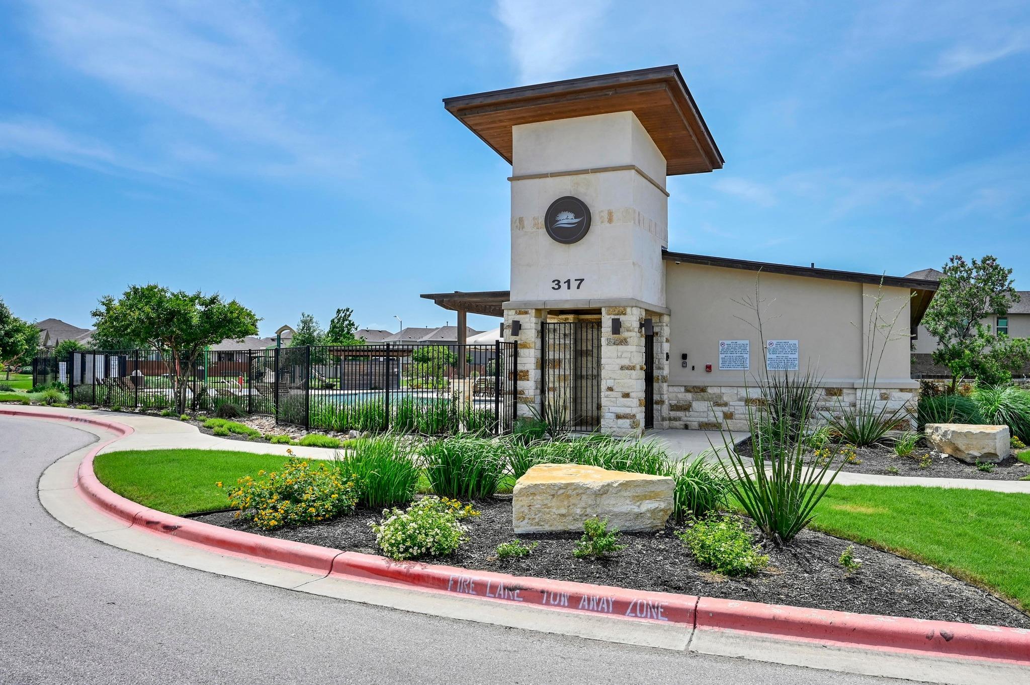 464 S Brook Dr, Leander, TX 78641