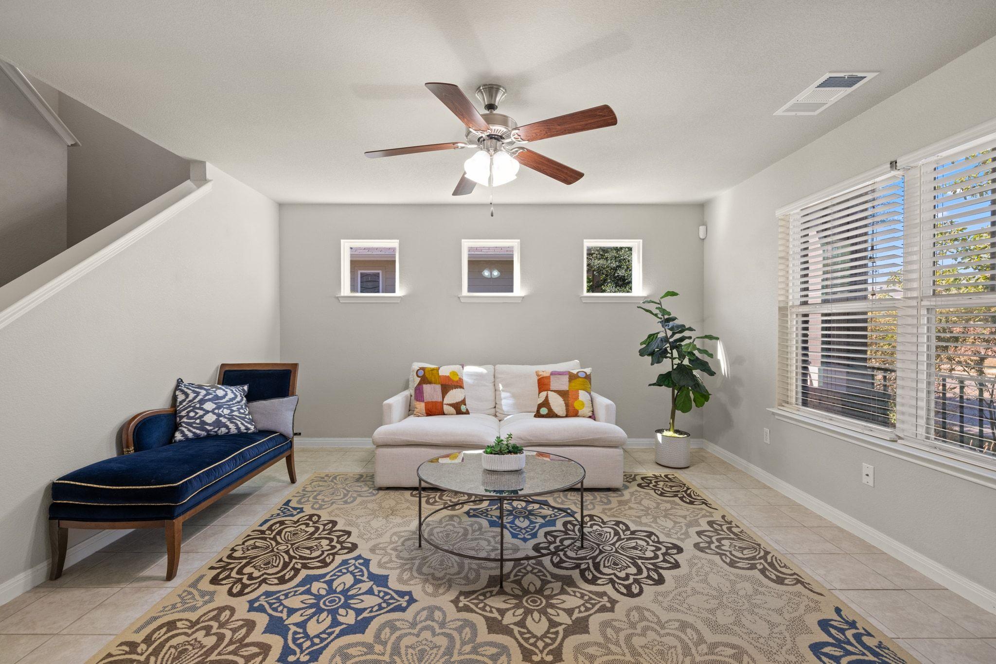 464 S Brook Dr, Leander, TX 78641