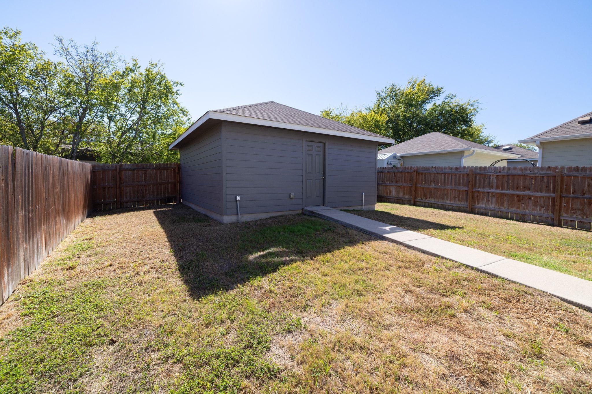 464 S Brook Dr, Leander, TX 78641