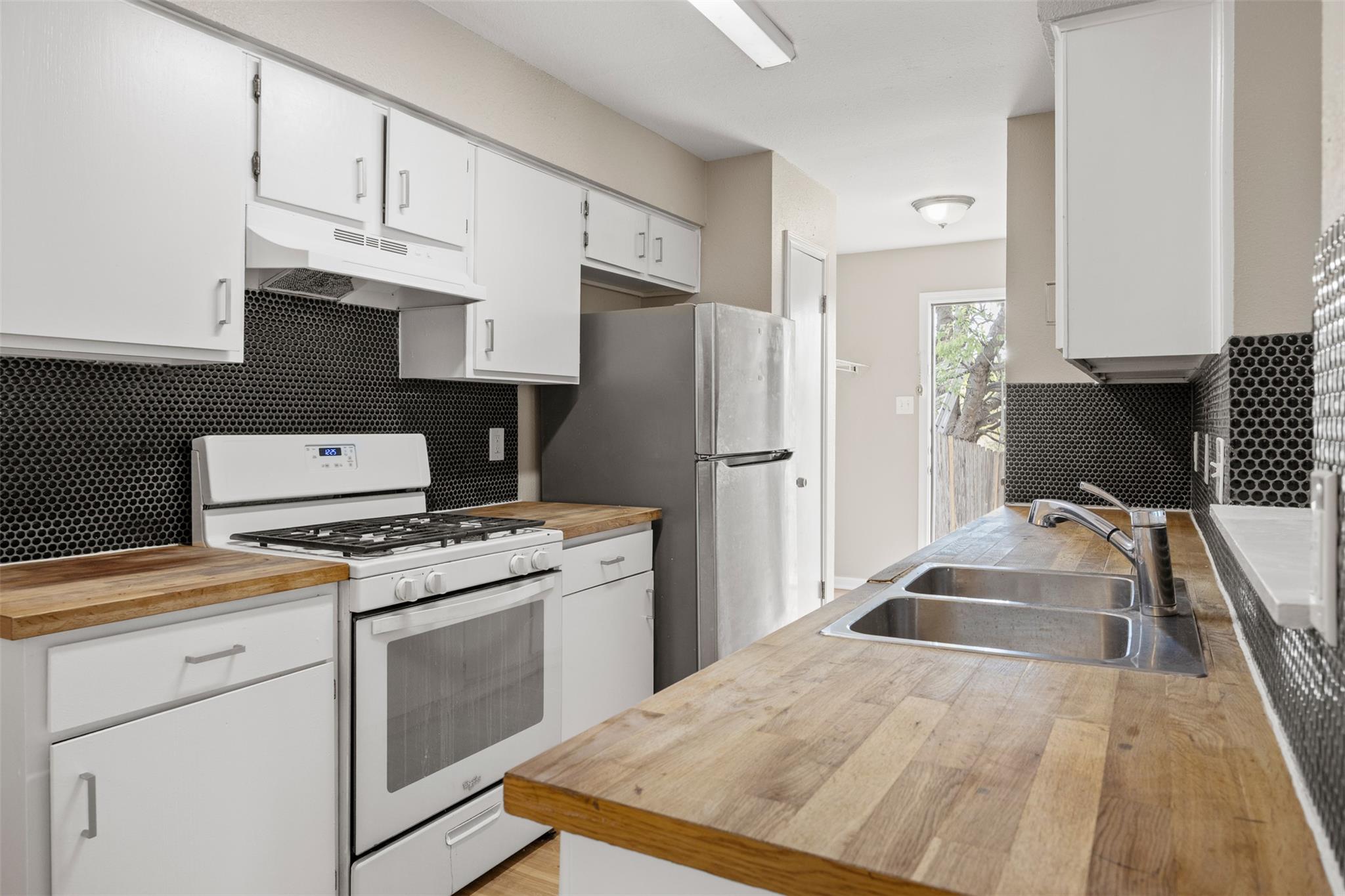 1905 Margalene Way # B, Austin, TX 78728