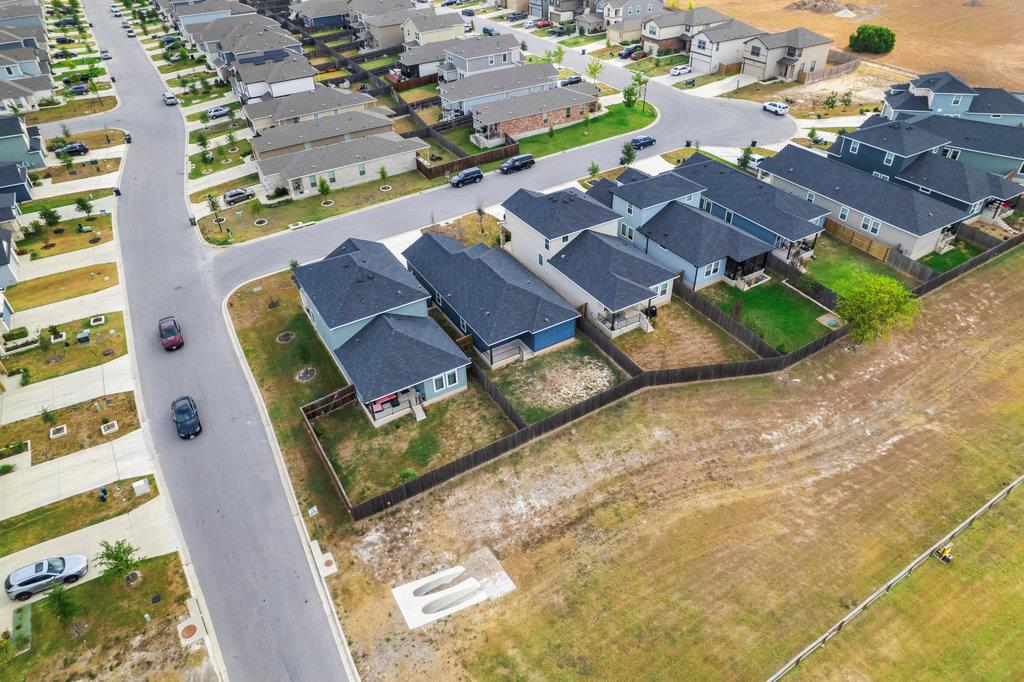 104 Katie Elder Dr, Jarrell, TX 76537