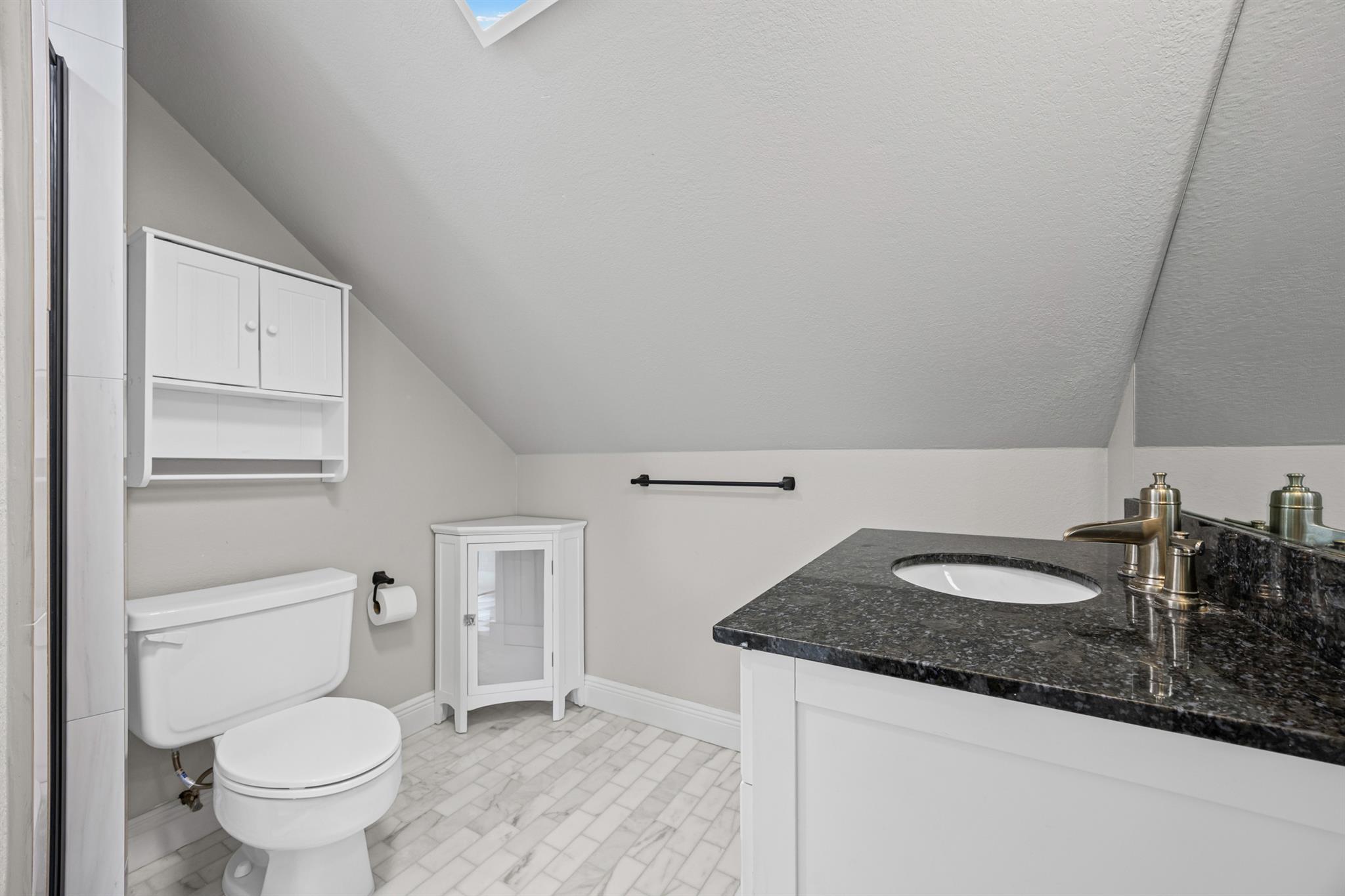 7404 Curly Leaf Cv, Austin, TX 78750