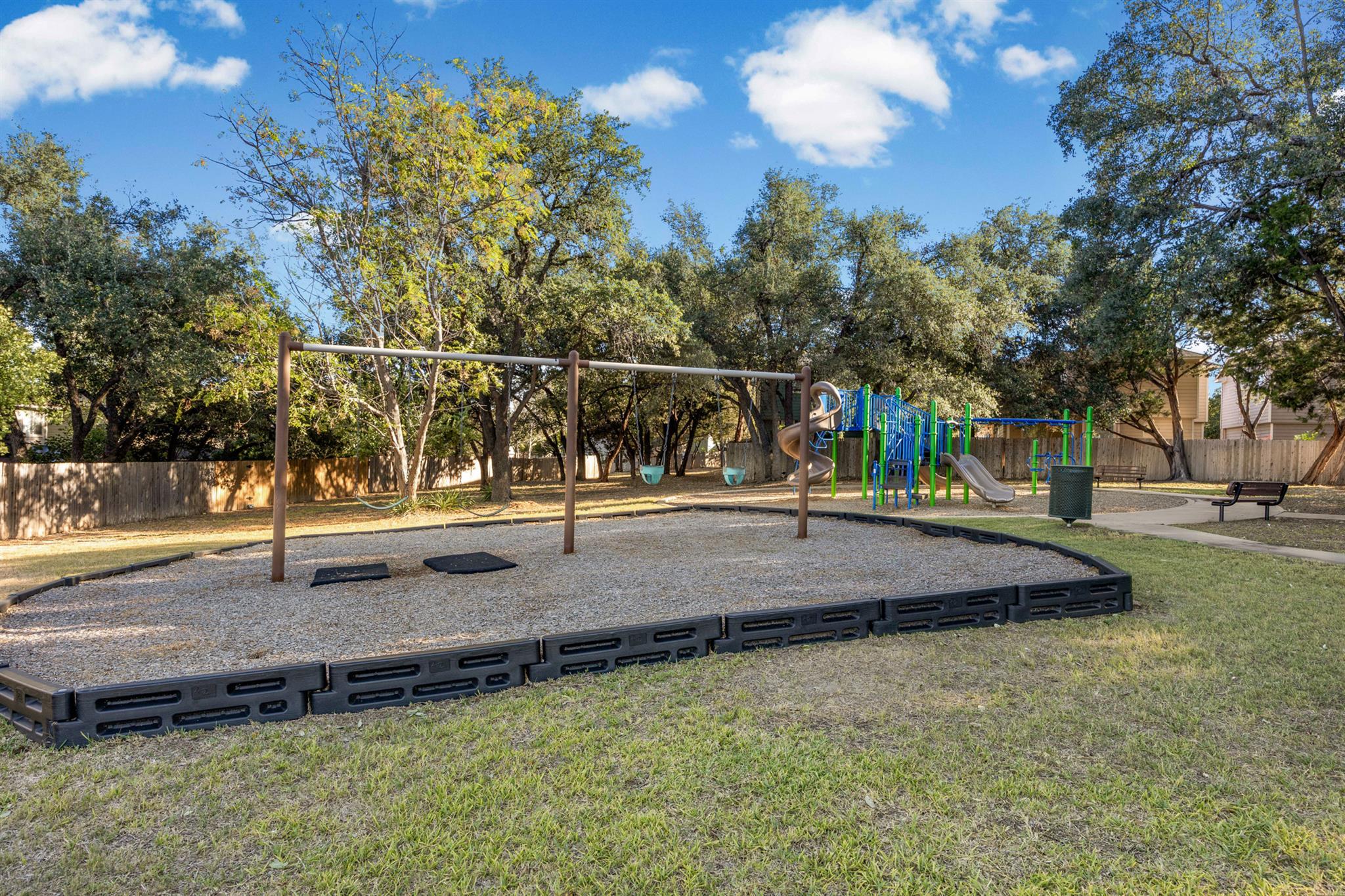 10208 Laredo Dr # 105, Austin, TX 78748