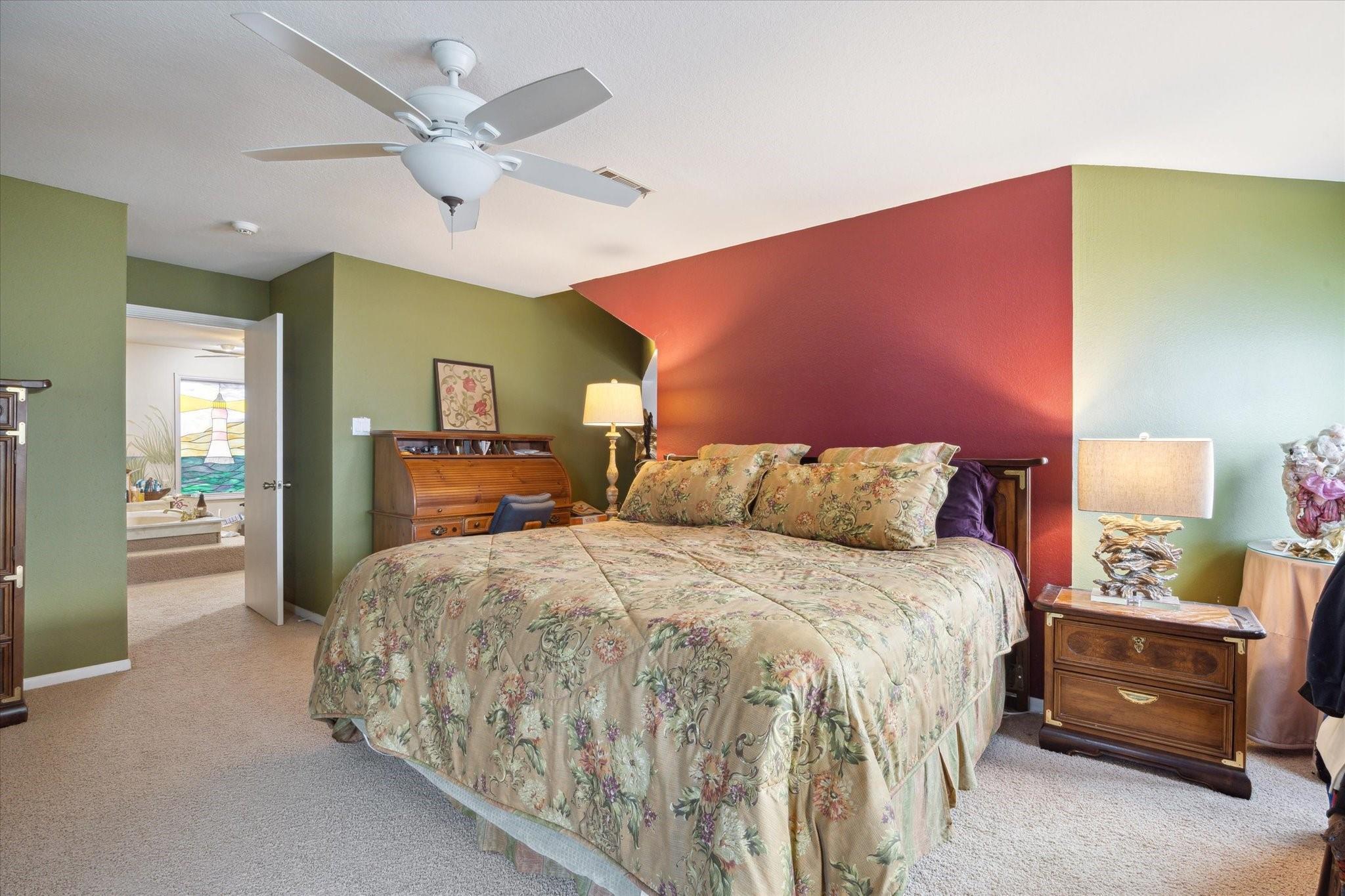 251 Isles End Rd, Galveston, TX 77554