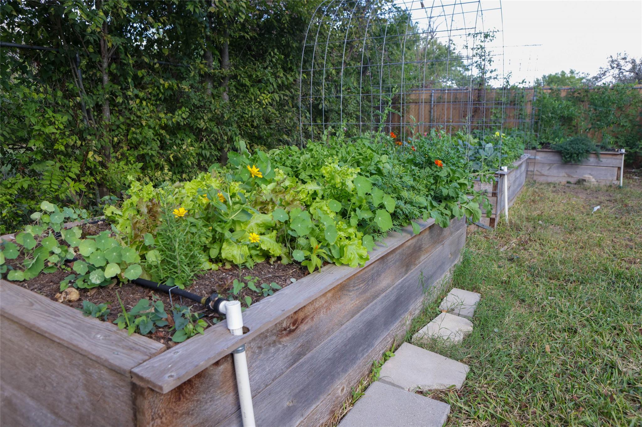 4815 Oldfort Hill Dr, Austin, TX 78723