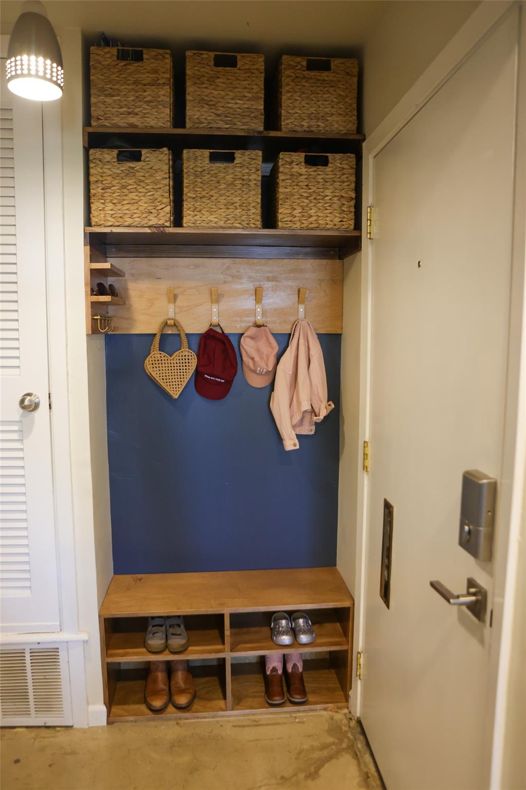 4815 Oldfort Hill Dr, Austin, TX 78723