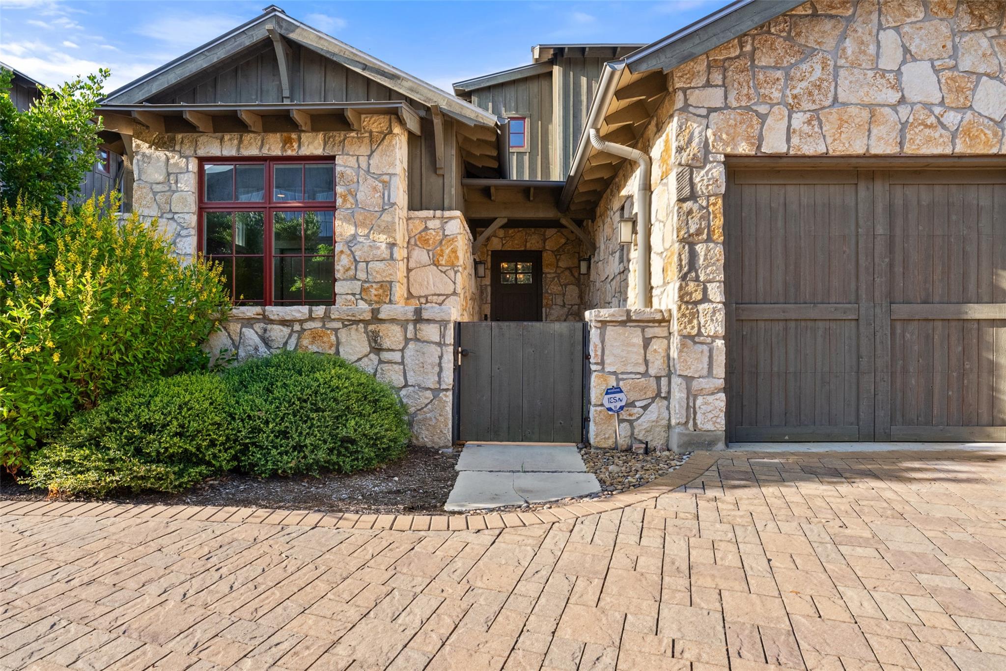 19412 Los Alamitos Ln # 28, Spicewood, TX 78669