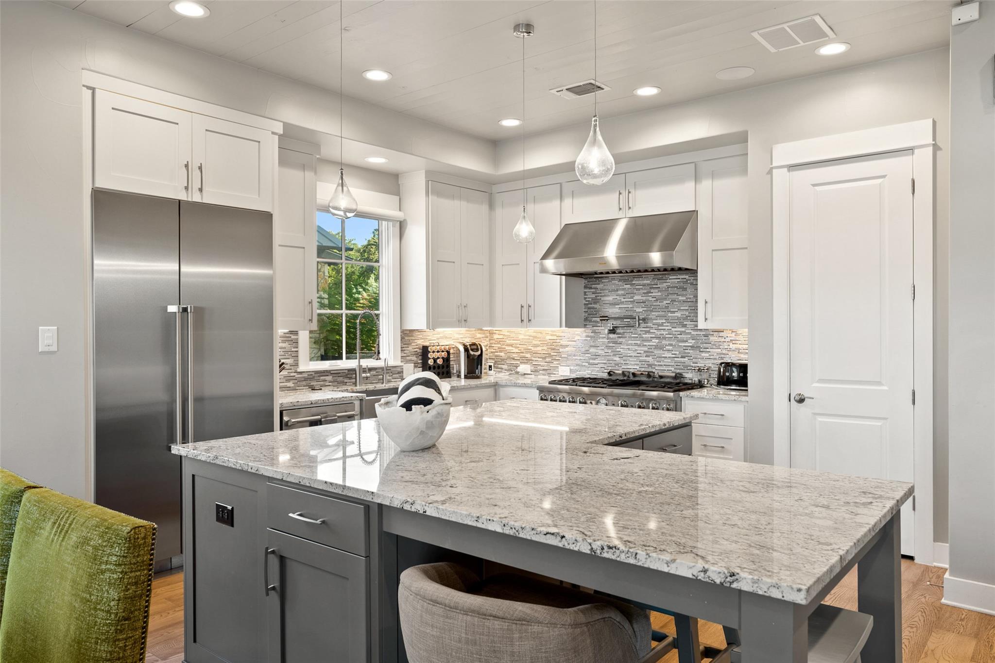 19412 Los Alamitos Ln # 28, Spicewood, TX 78669