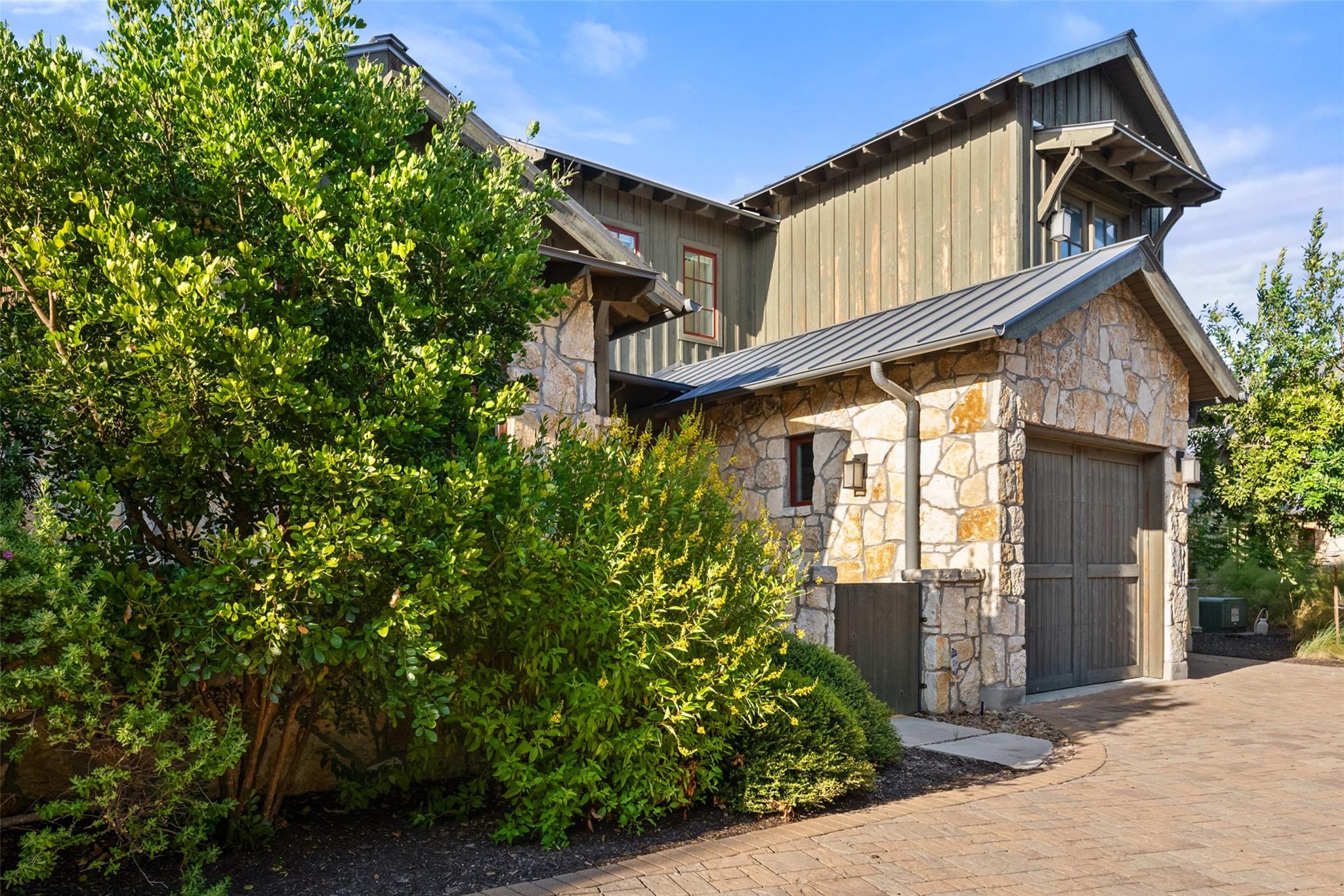 19412 Los Alamitos Ln # 28, Spicewood, TX 78669