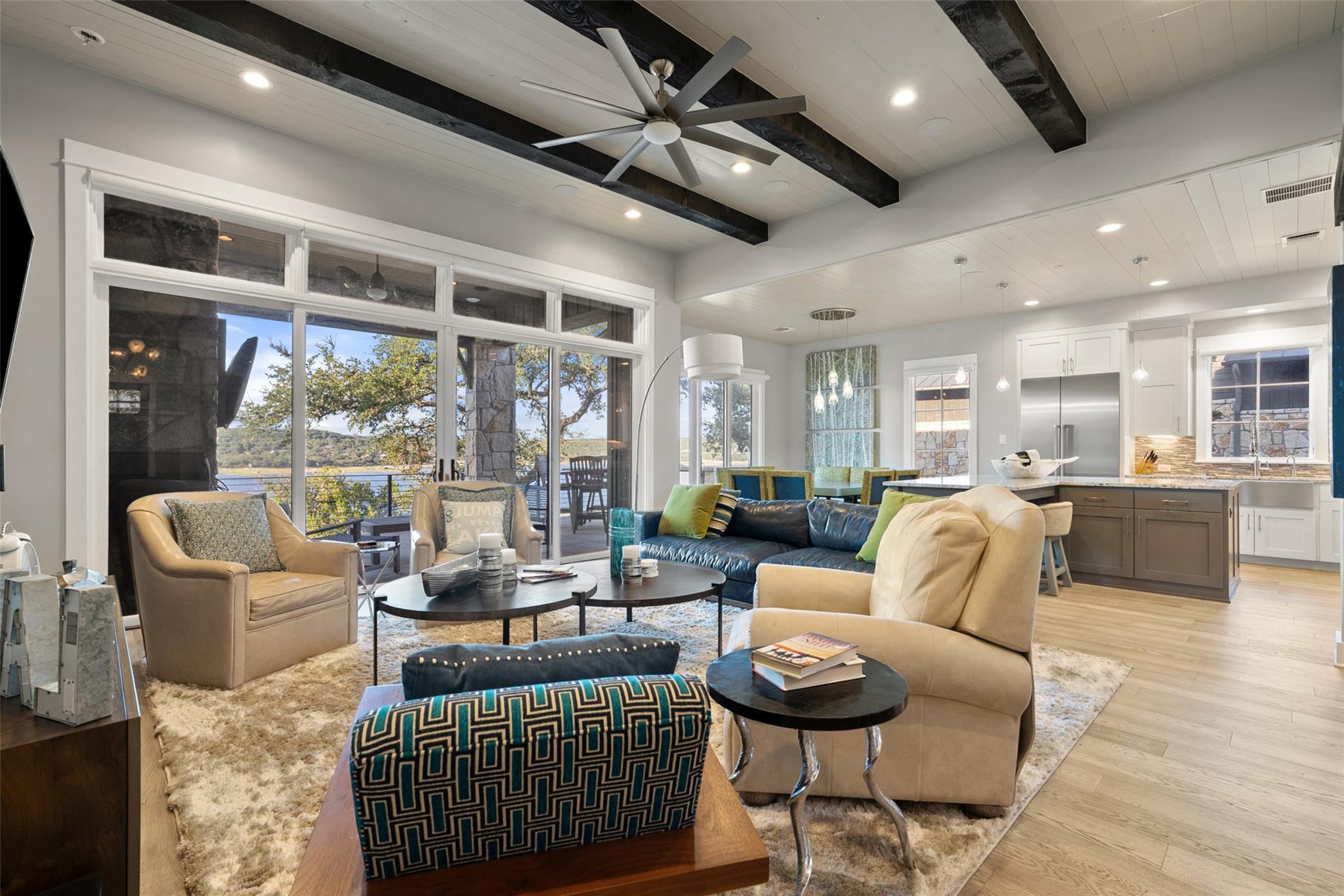 19412 Los Alamitos Ln # 28, Spicewood, TX 78669