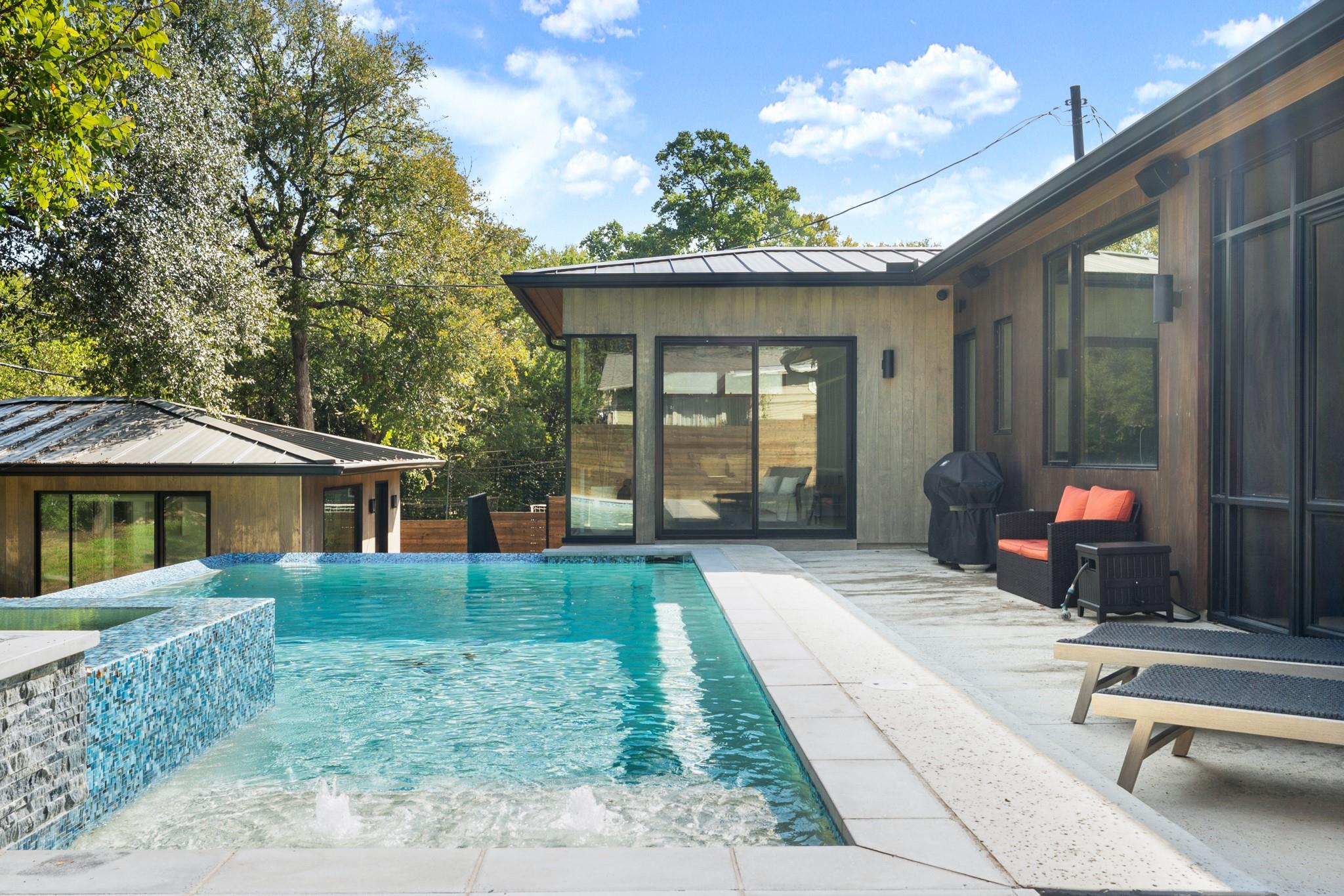 2504 Wilke Dr, Austin, TX 78704