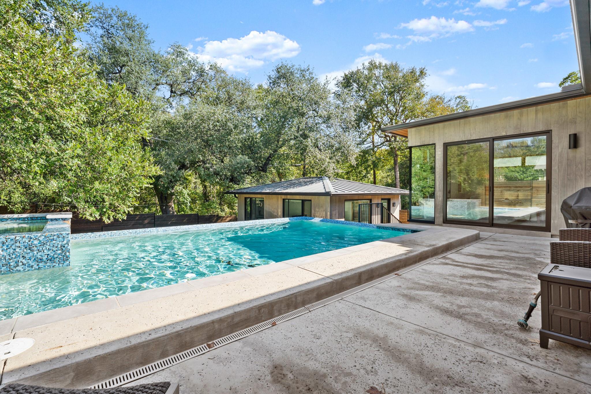 2504 Wilke Dr, Austin, TX 78704