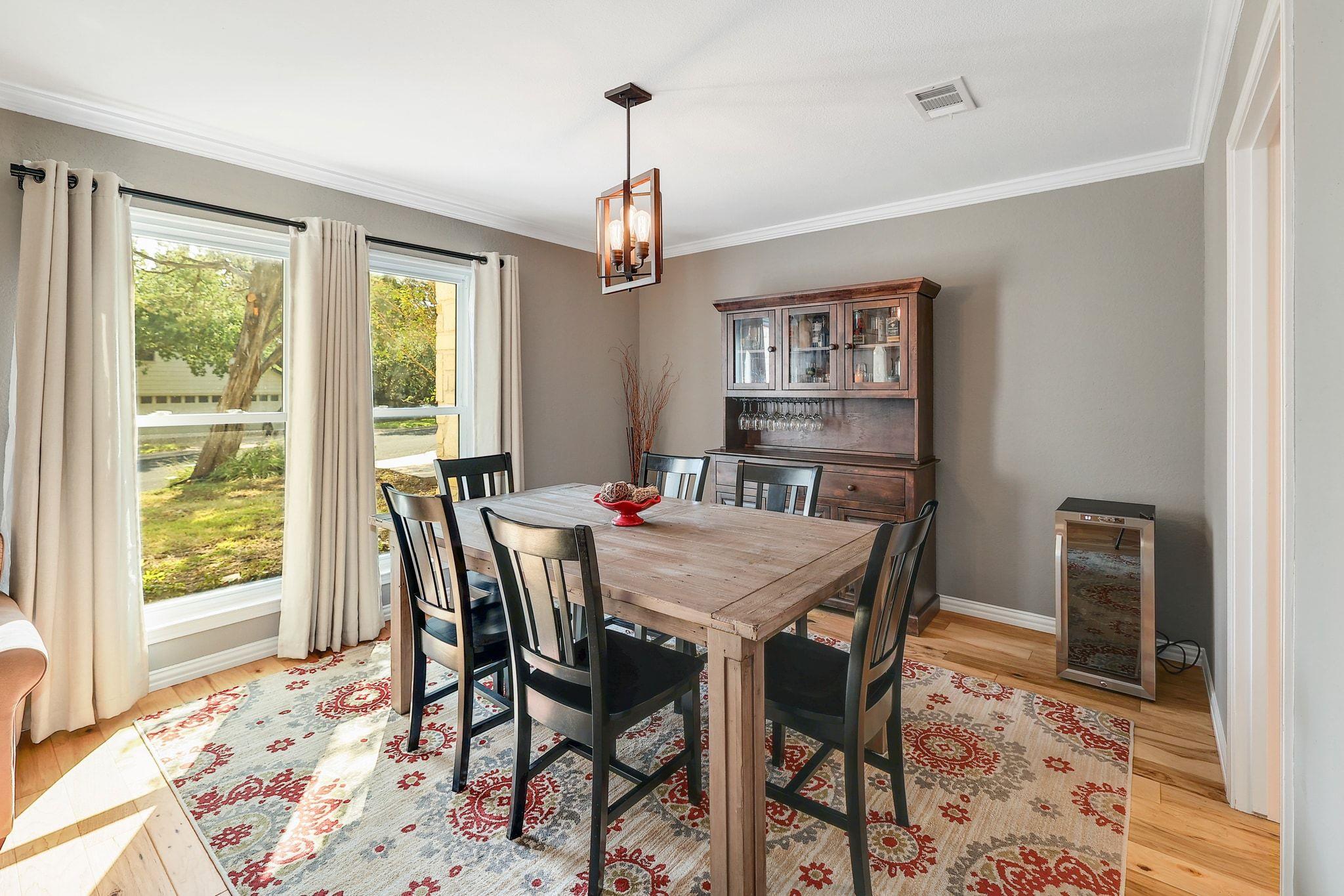 7104 Rusty Fig Dr, Austin, TX 78750