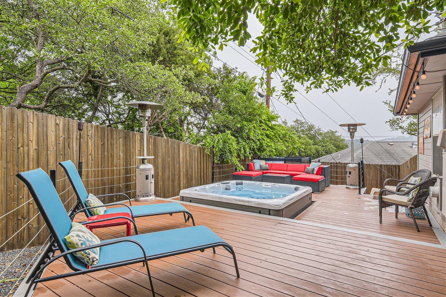 903 Lipan Trl, Austin, TX 78733