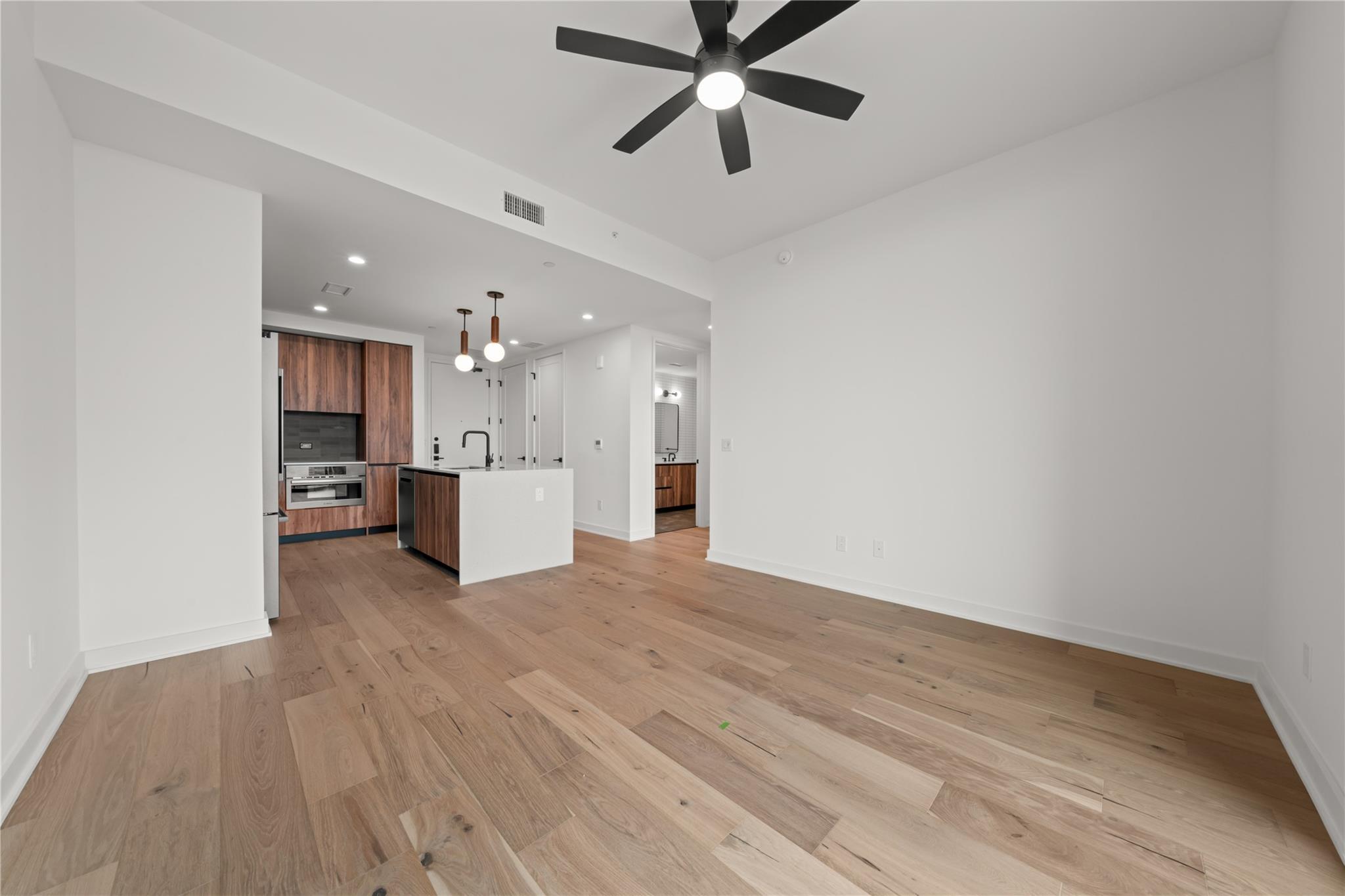 84 East Ave # 1708, Austin, TX 78701