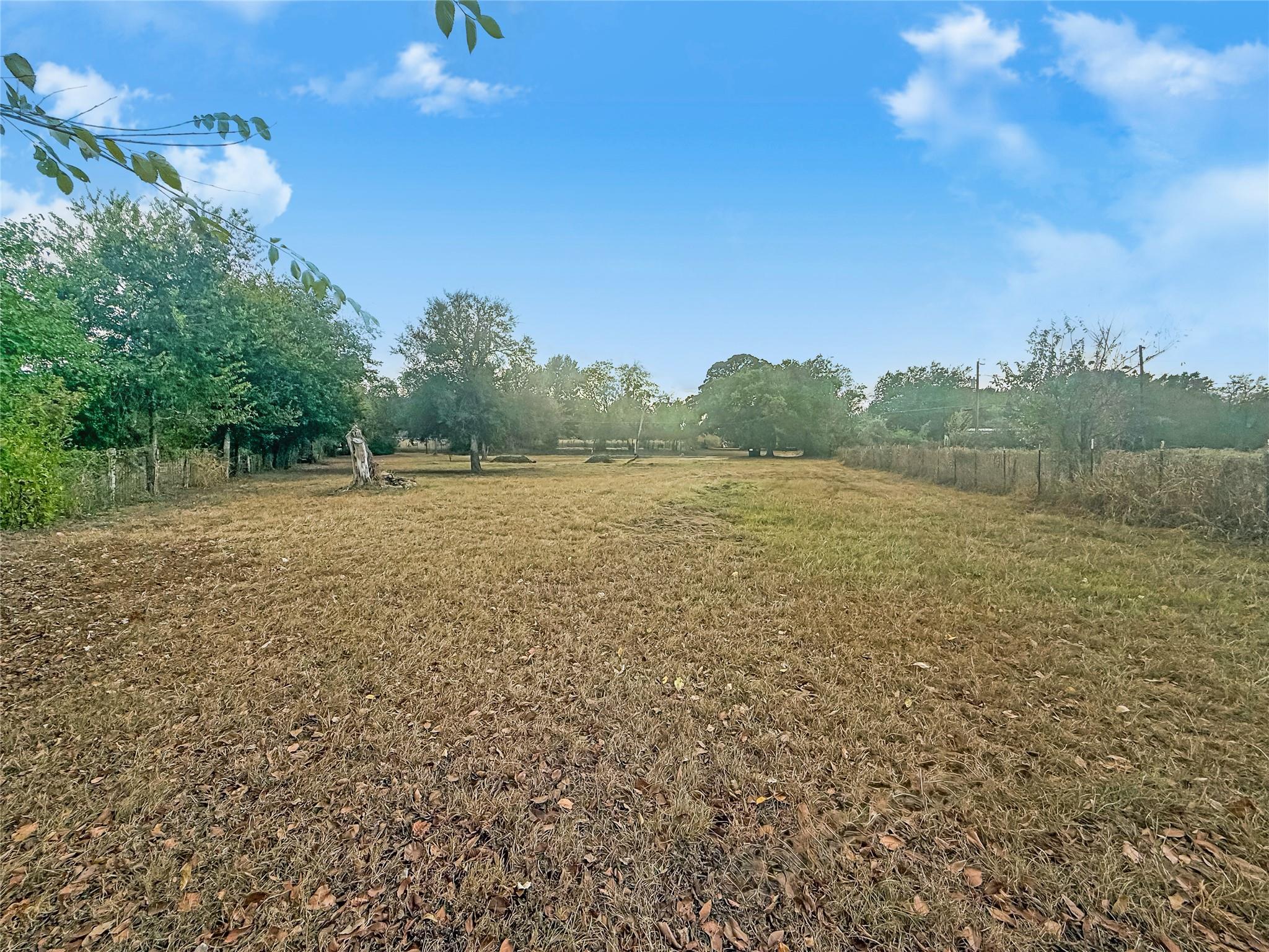 1016 Main St, Lexington, TX 78947