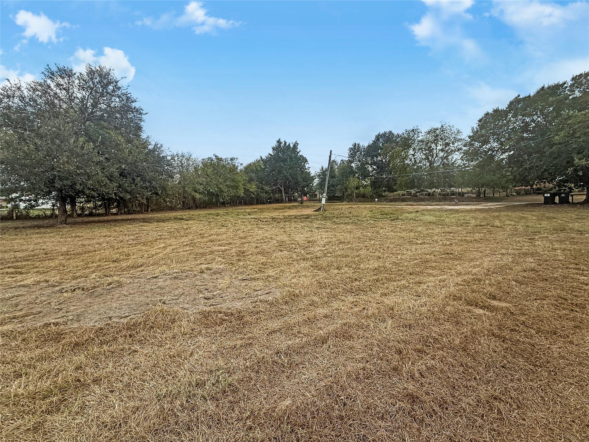 1016 Main St, Lexington, TX 78947