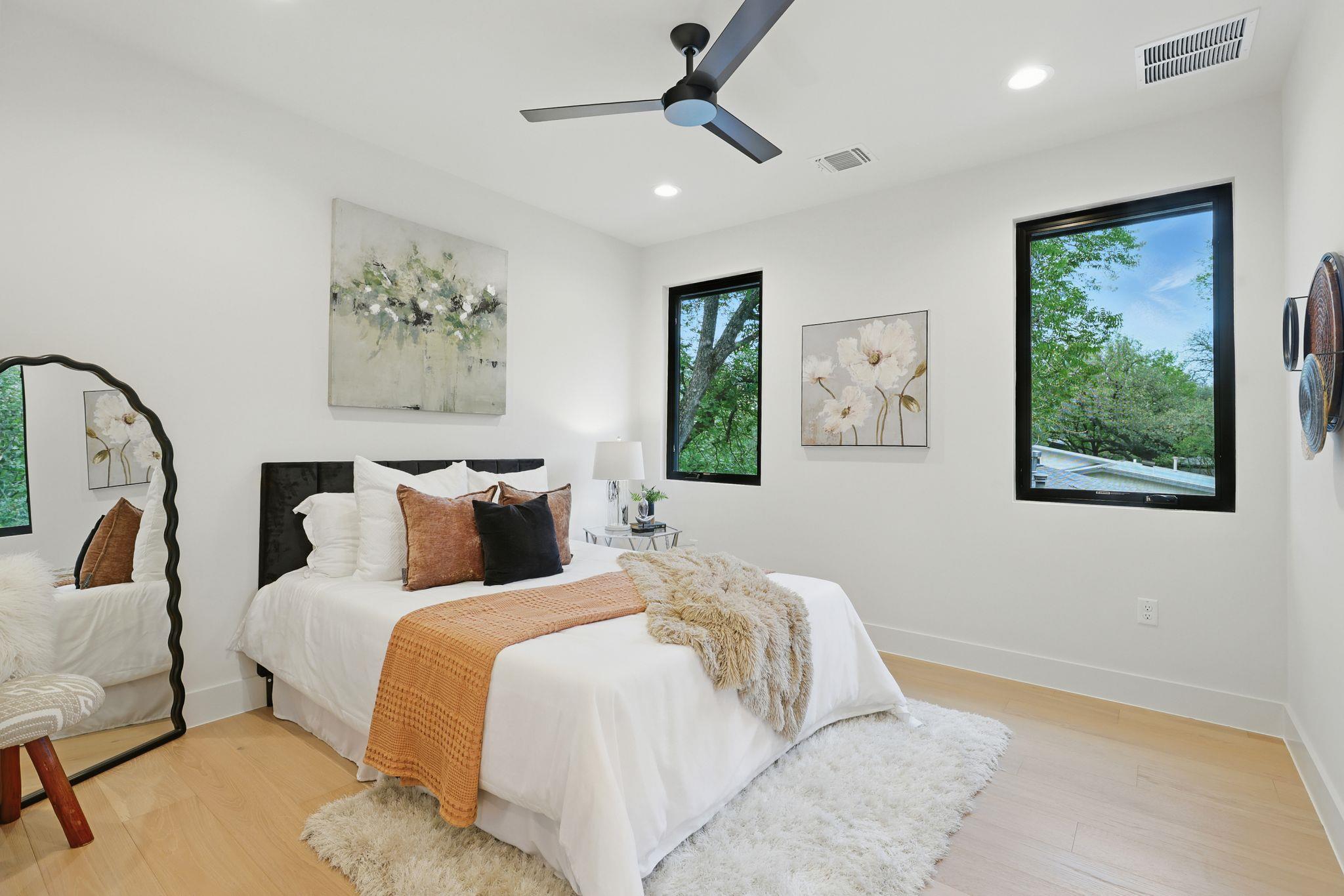 2711 Pegram Ave, Austin, TX 78757