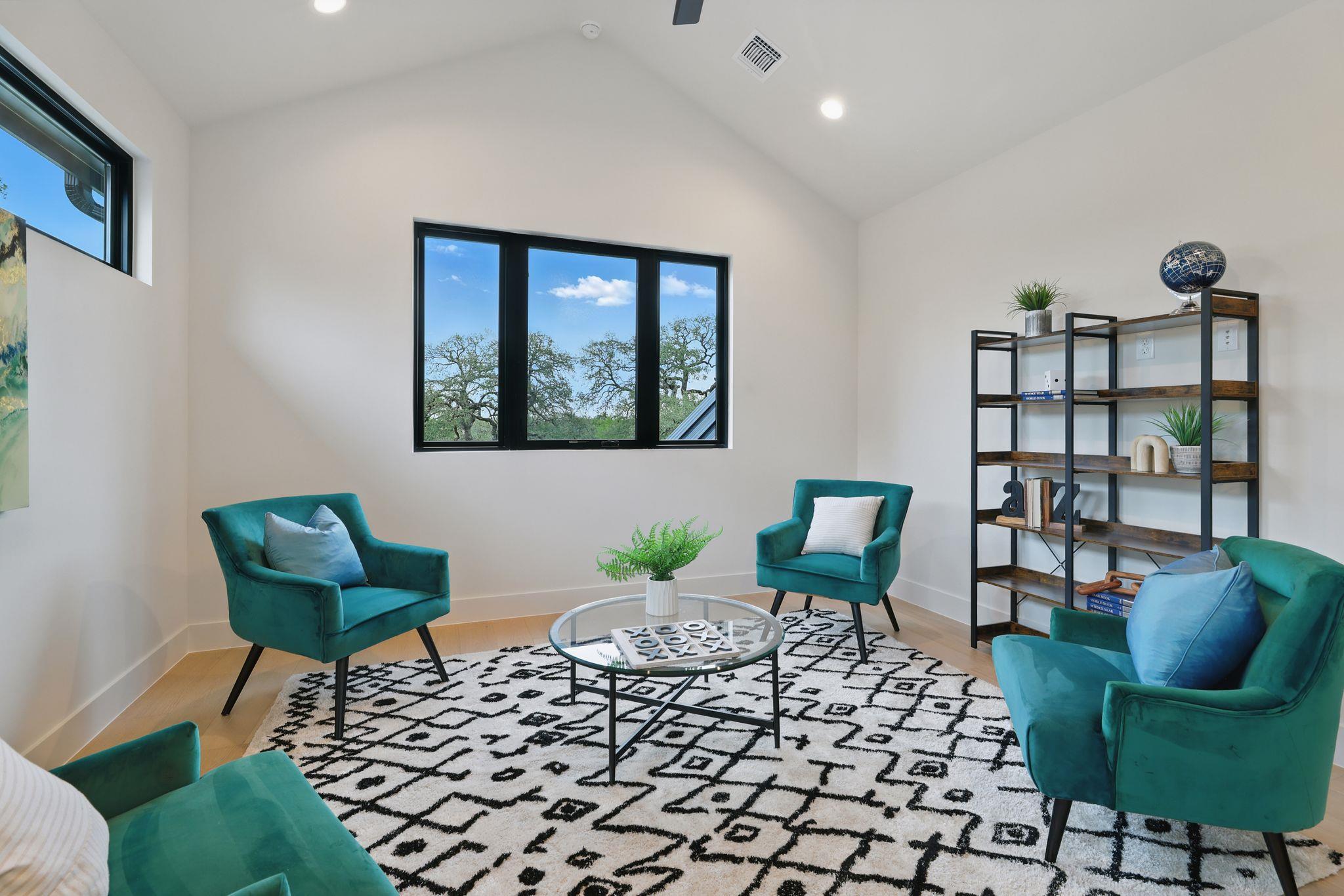 2711 Pegram Ave, Austin, TX 78757