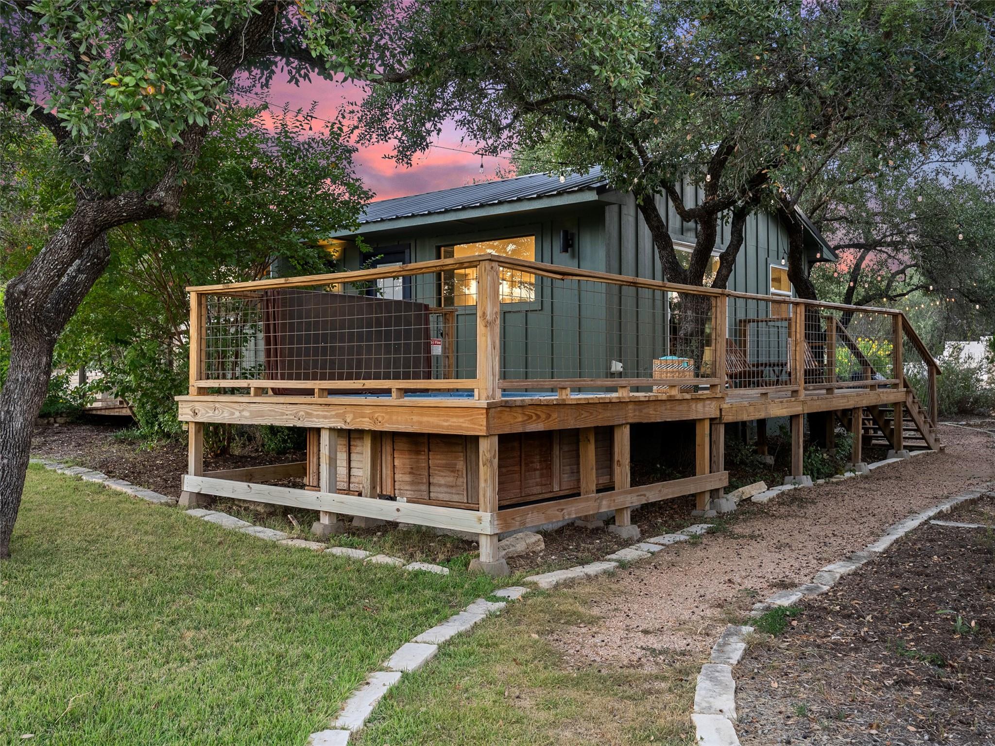 3500 R O Dr, Spicewood, TX 78669