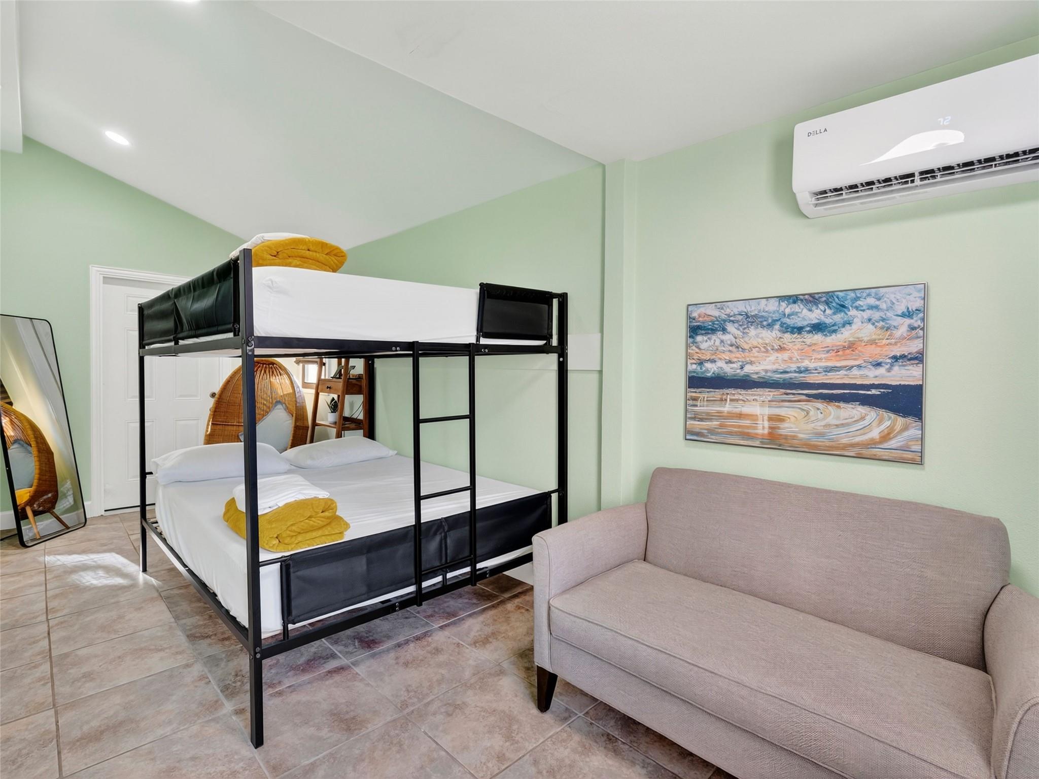 3500 R O Dr, Spicewood, TX 78669