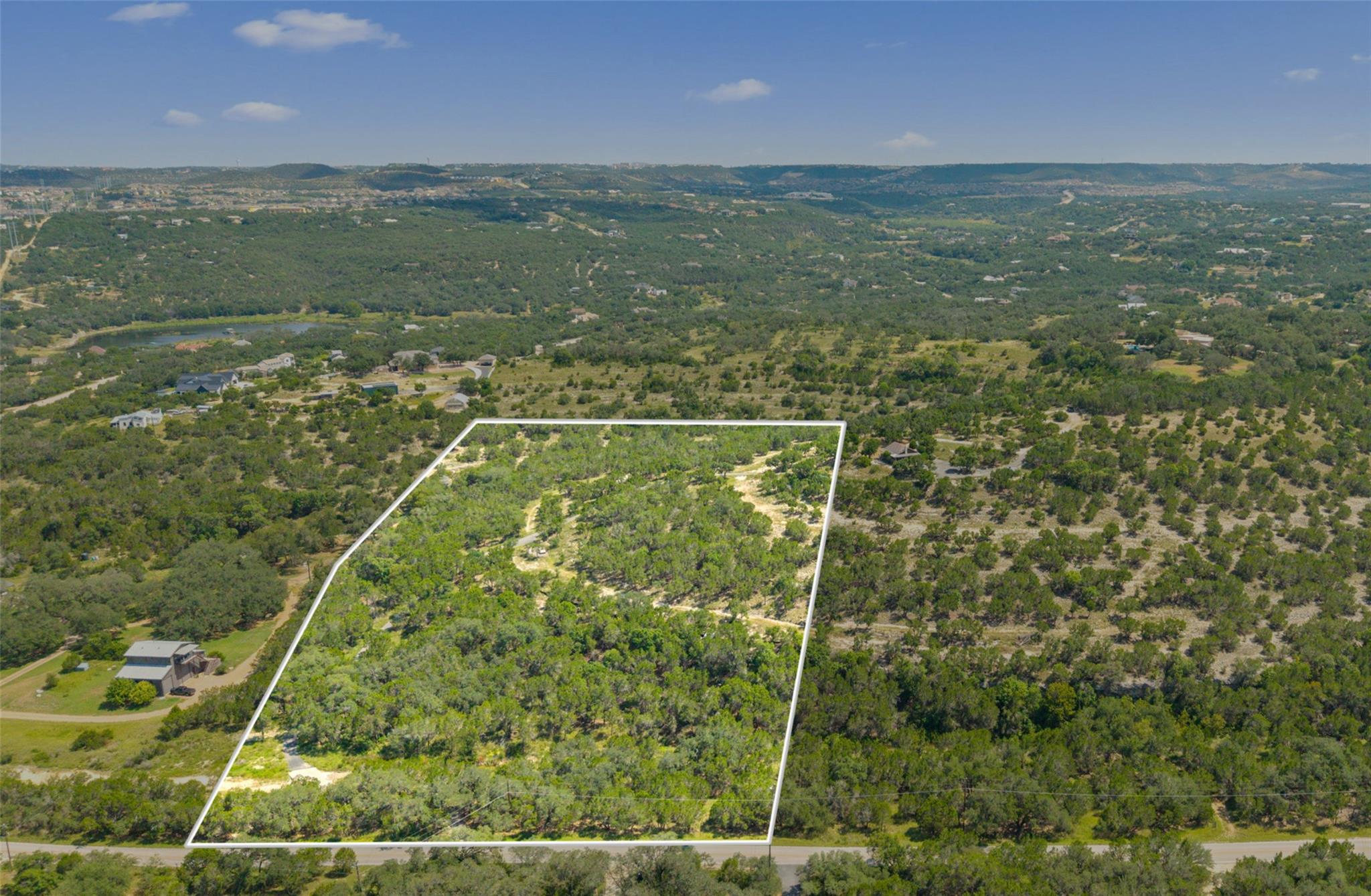 3301 R O Dr, Spicewood, TX 78669