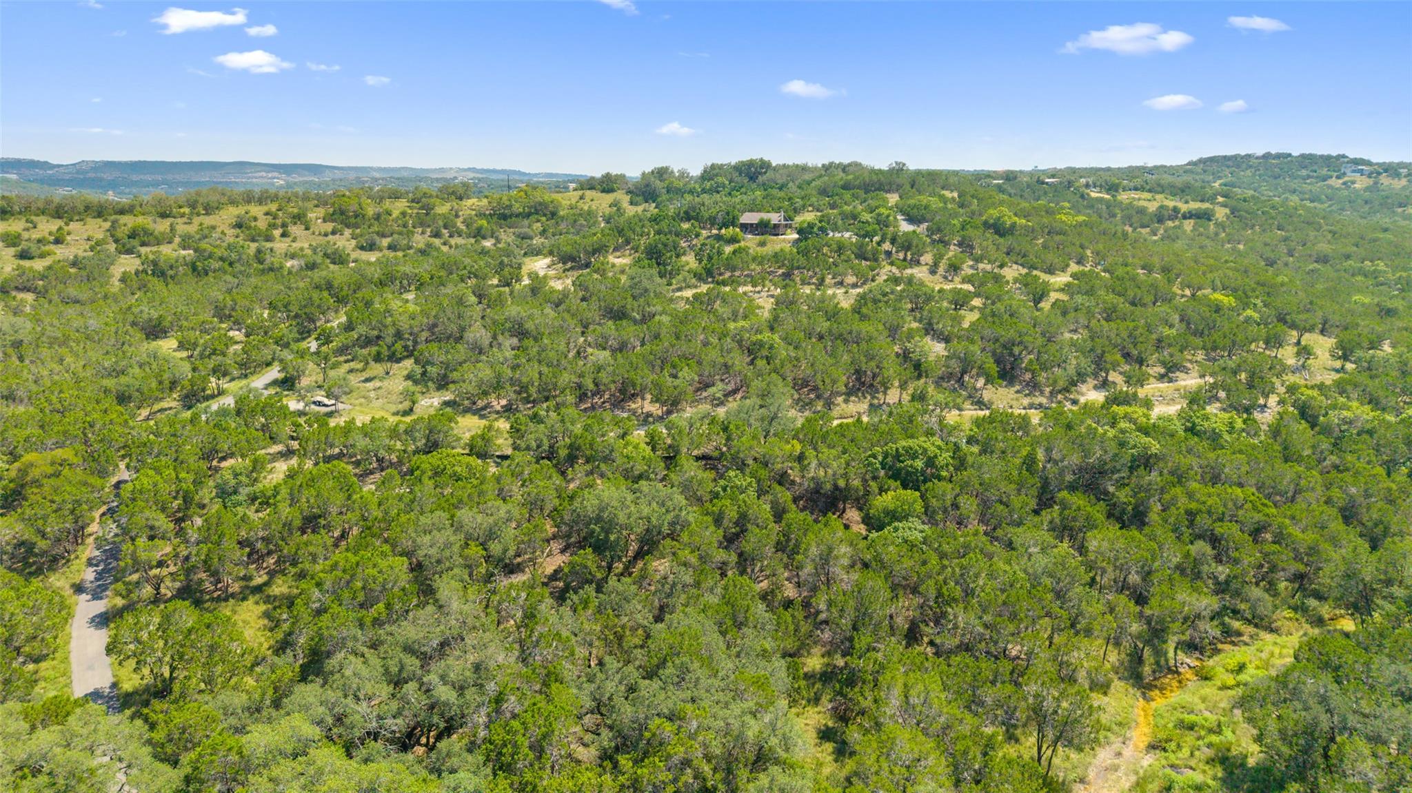 3301 R O Dr, Spicewood, TX 78669