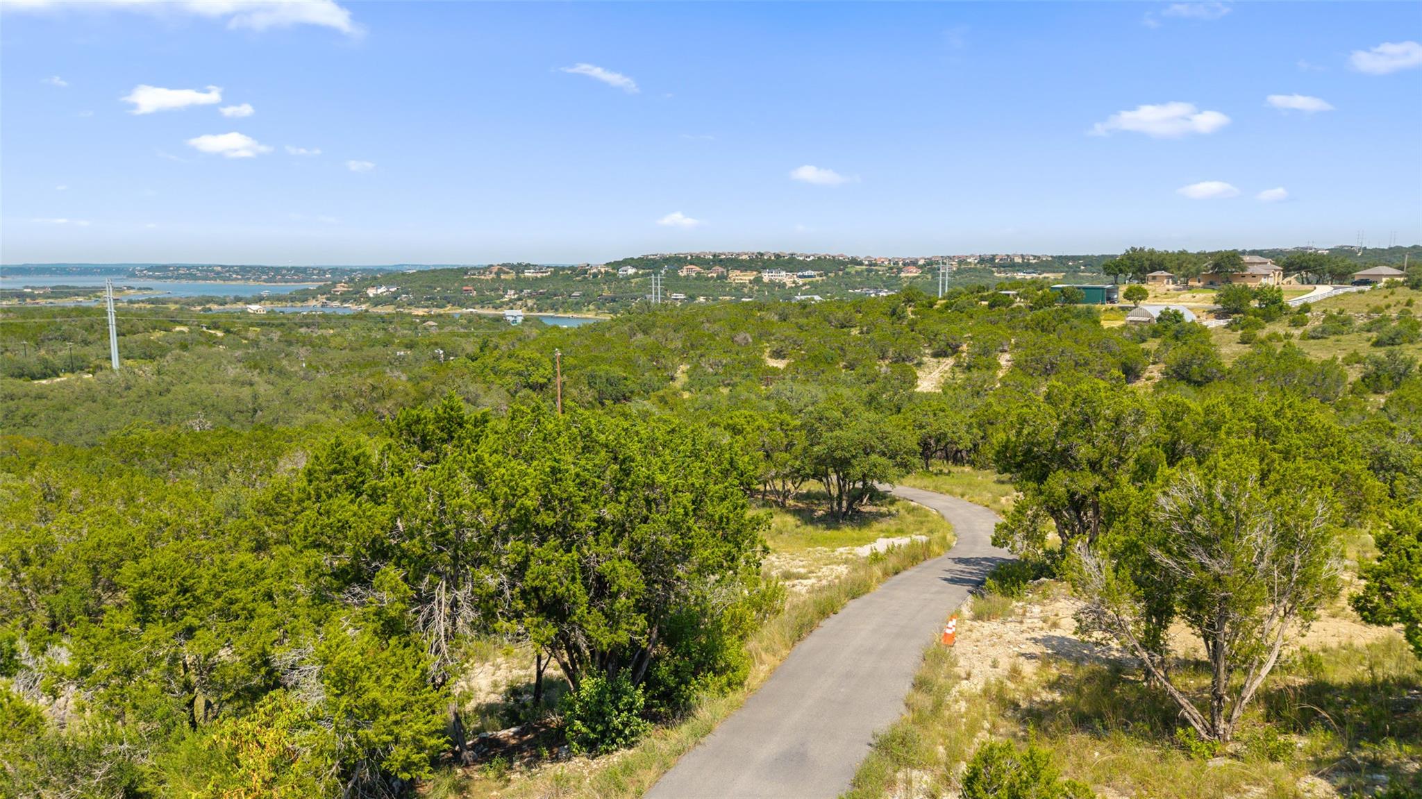 3301 R O Dr, Spicewood, TX 78669