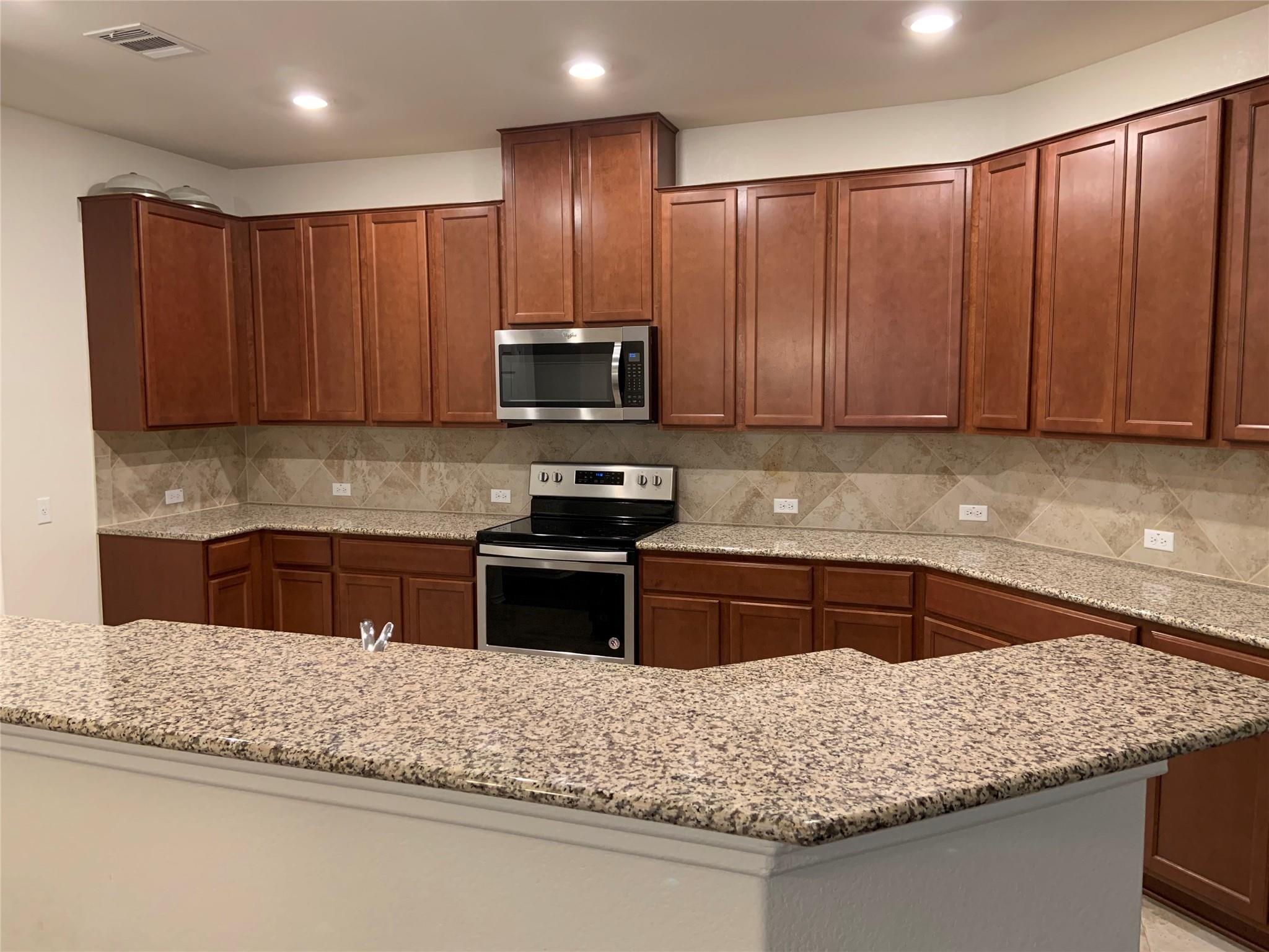 9006 Acorn Cup Dr, Austin, TX 78748