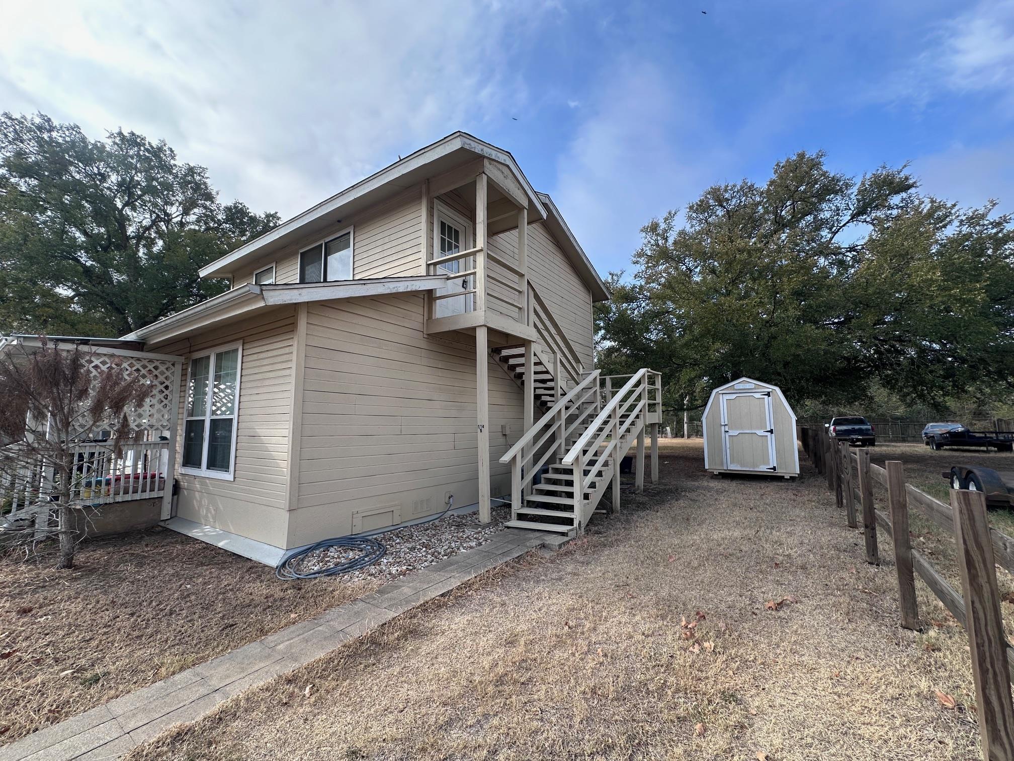 114 Thorne Rd # B, Cedar Creek, TX 78612