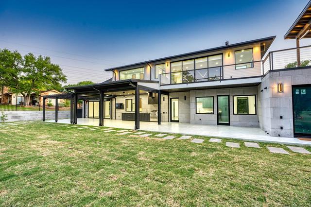 405 Bay West Blvd, Horseshoe Bay, TX 78657