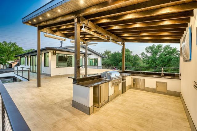 405 Bay West Blvd, Horseshoe Bay, TX 78657