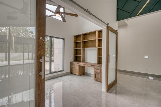 405 Bay West Blvd, Horseshoe Bay, TX 78657