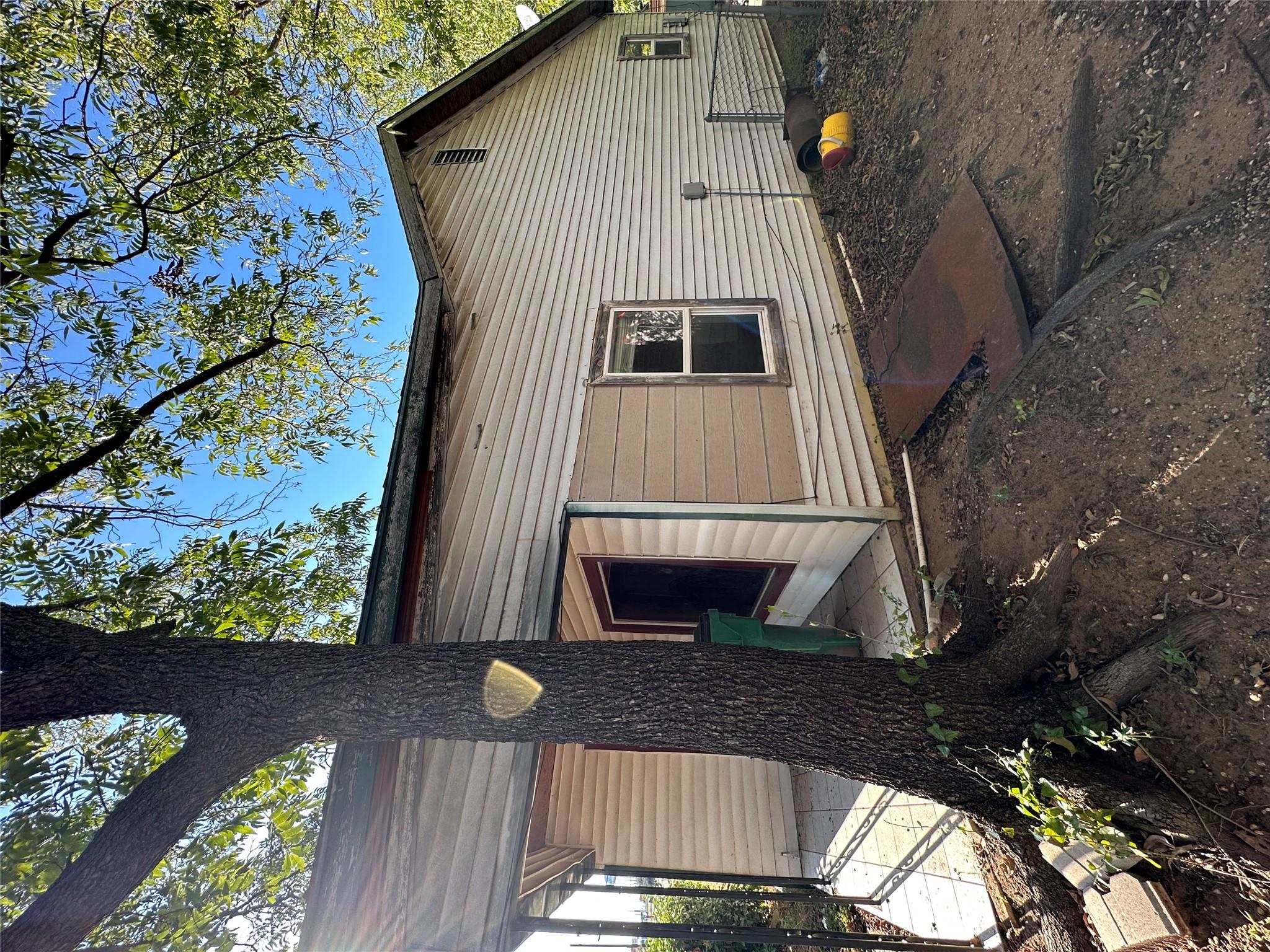 705 E Highway 82, Nocona, TX 76255