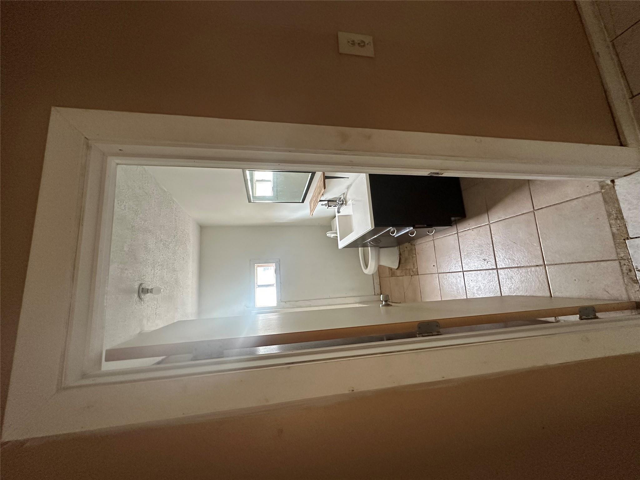 705 E Highway 82, Nocona, TX 76255