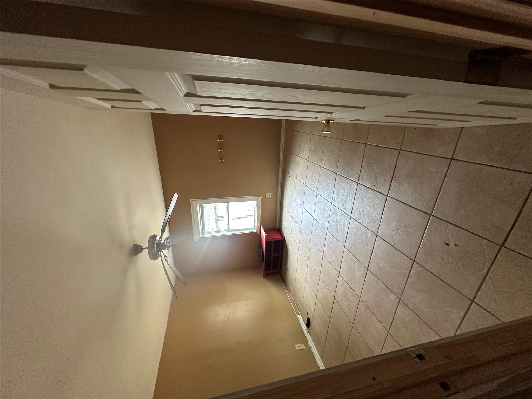 705 E Highway 82, Nocona, TX 76255