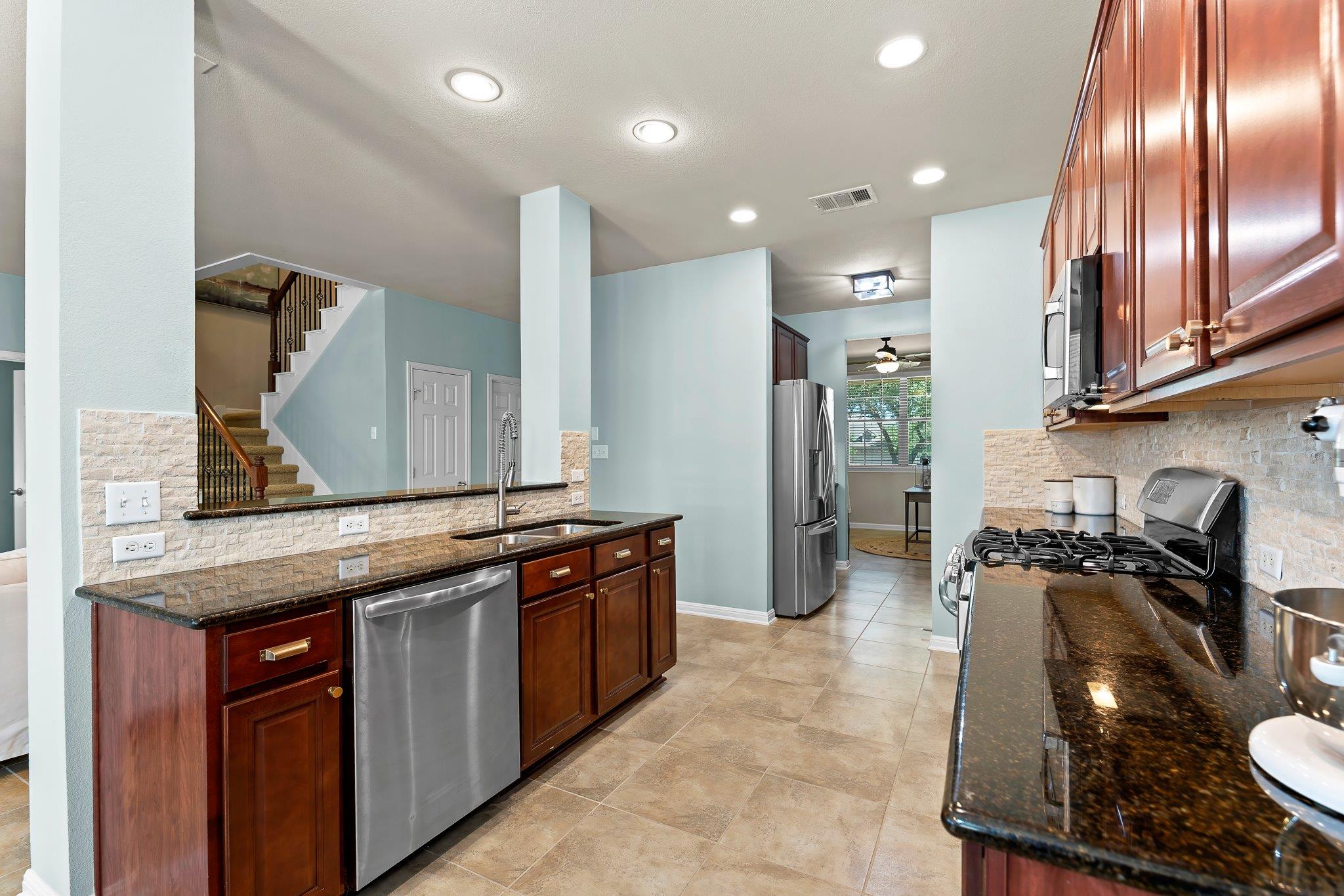 2813 Granite Hill Cv, Leander, TX 78641