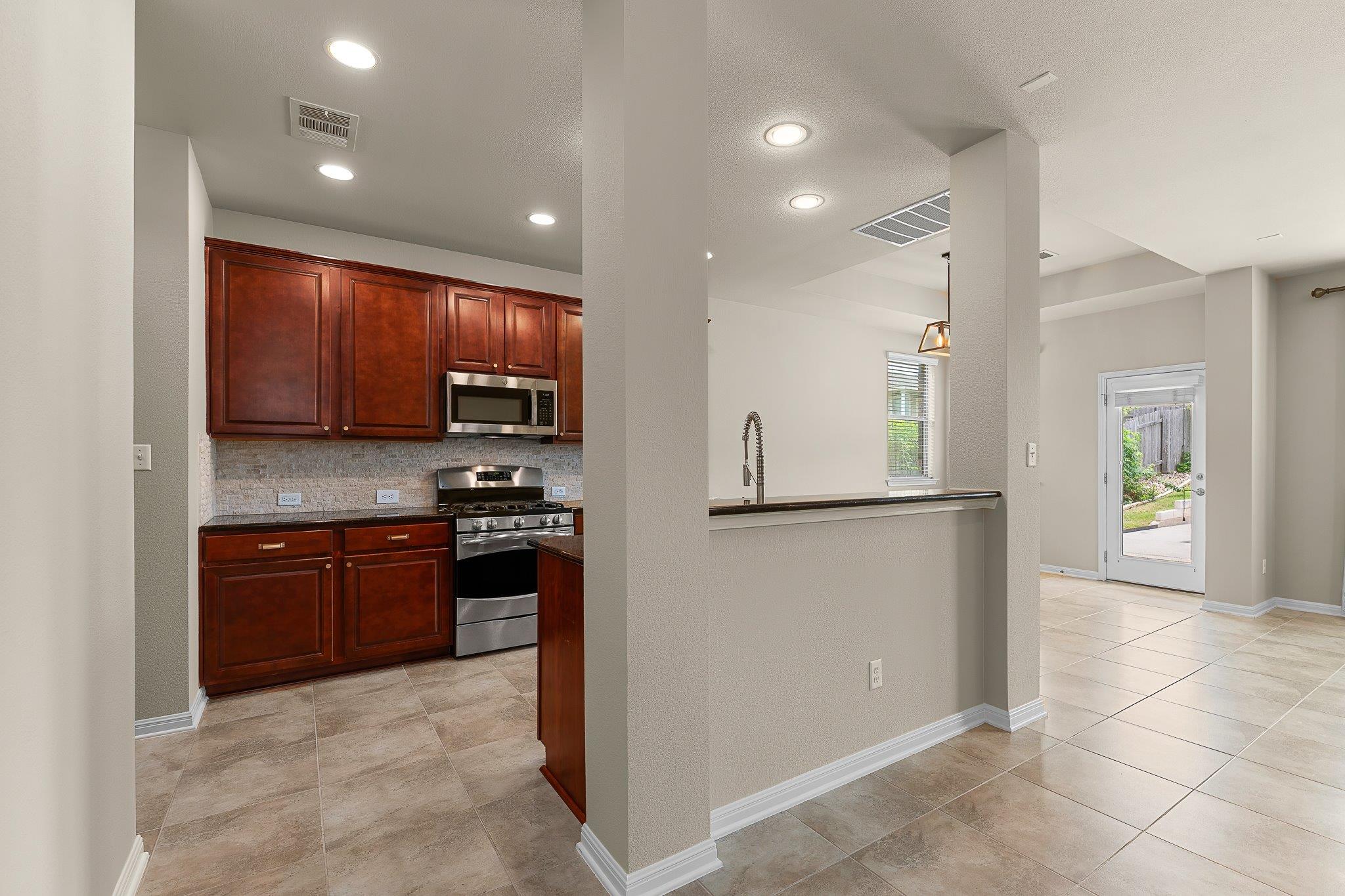 2813 Granite Hill Cv, Leander, TX 78641